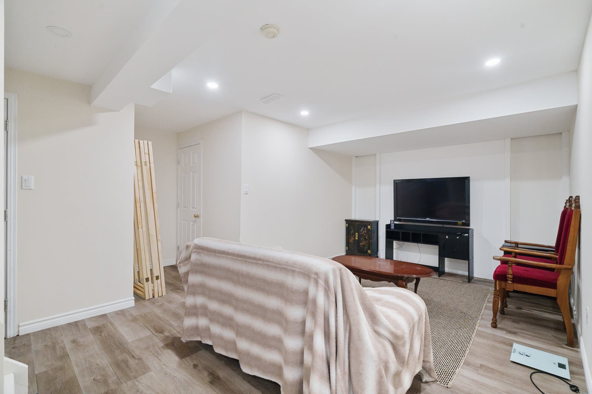53 Noble Dr Bradford West Gwillimbury, ON L3Z 3B4