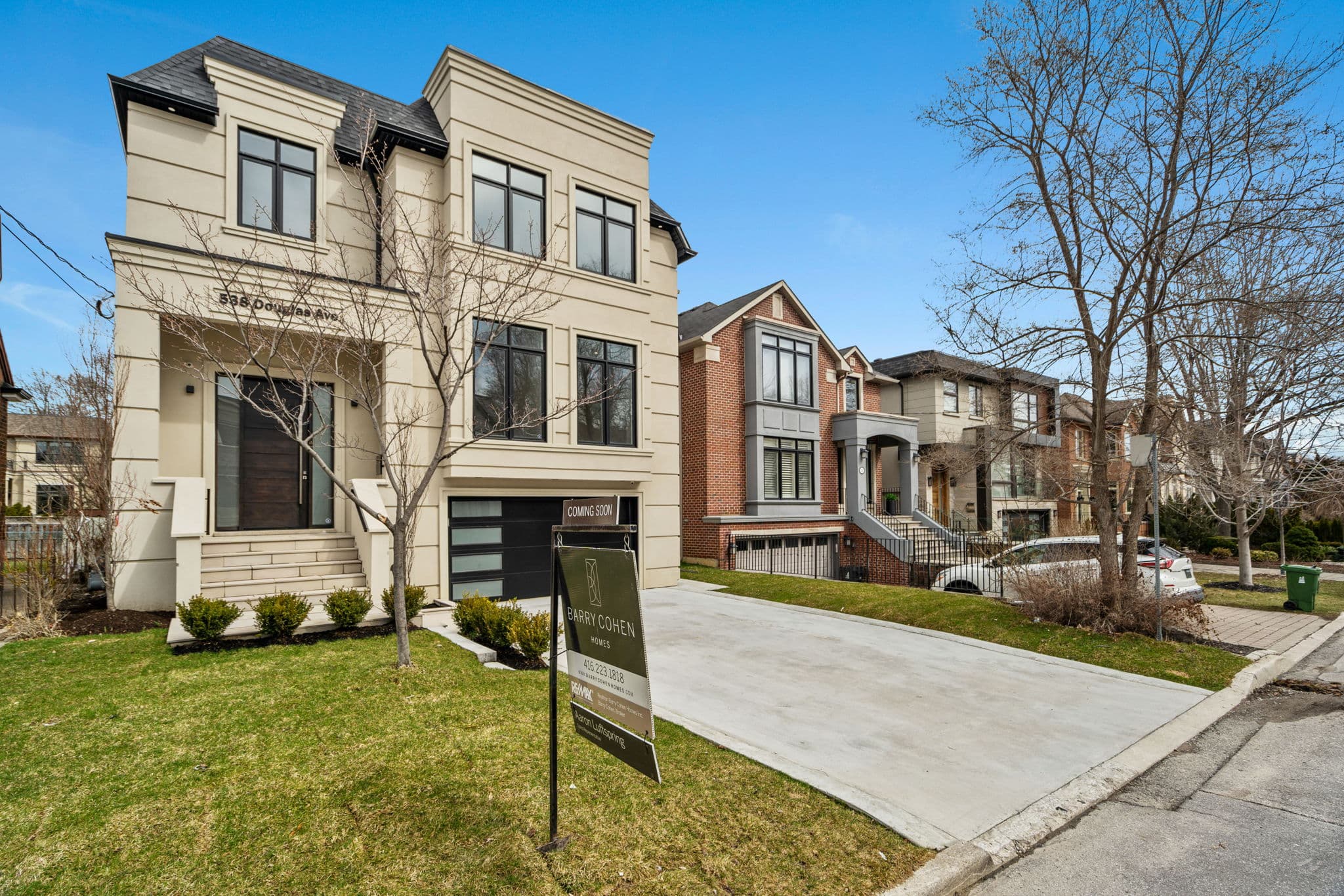 538 Douglas Ave Toronto, ON M5M 1H5