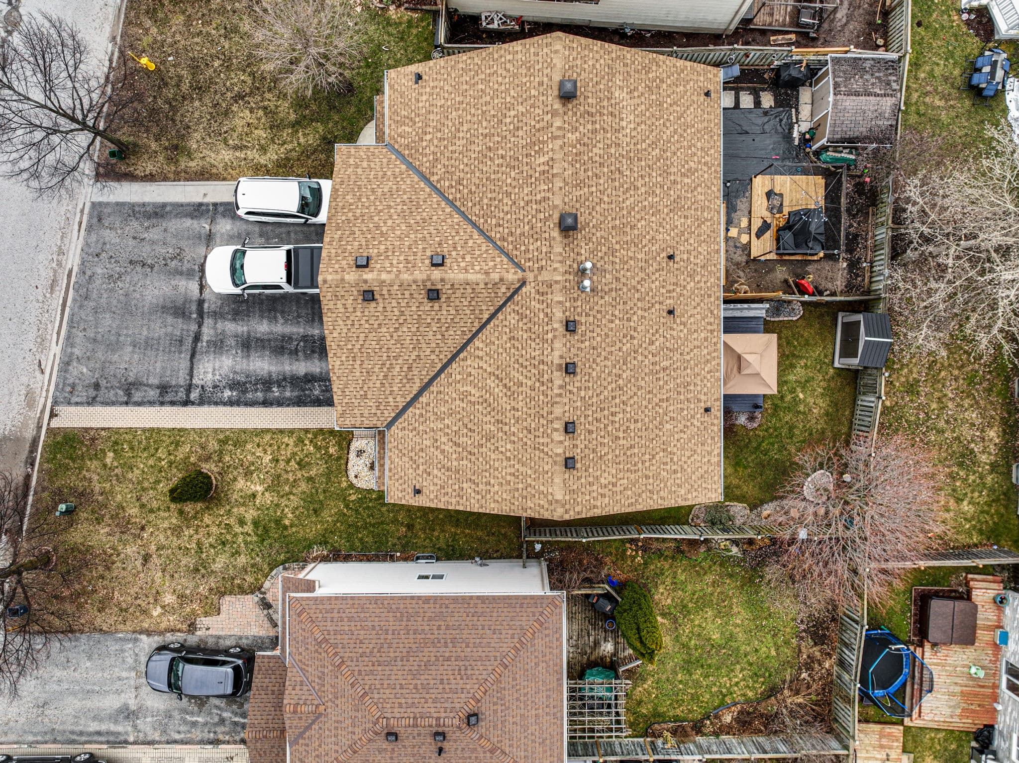54 Downing Crescent Barrie, ON L4N 8V6