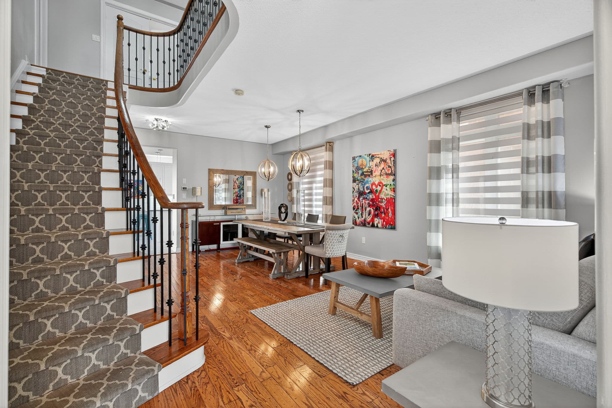 54 Hendel Dr Vaughan, ON L4J 9H7