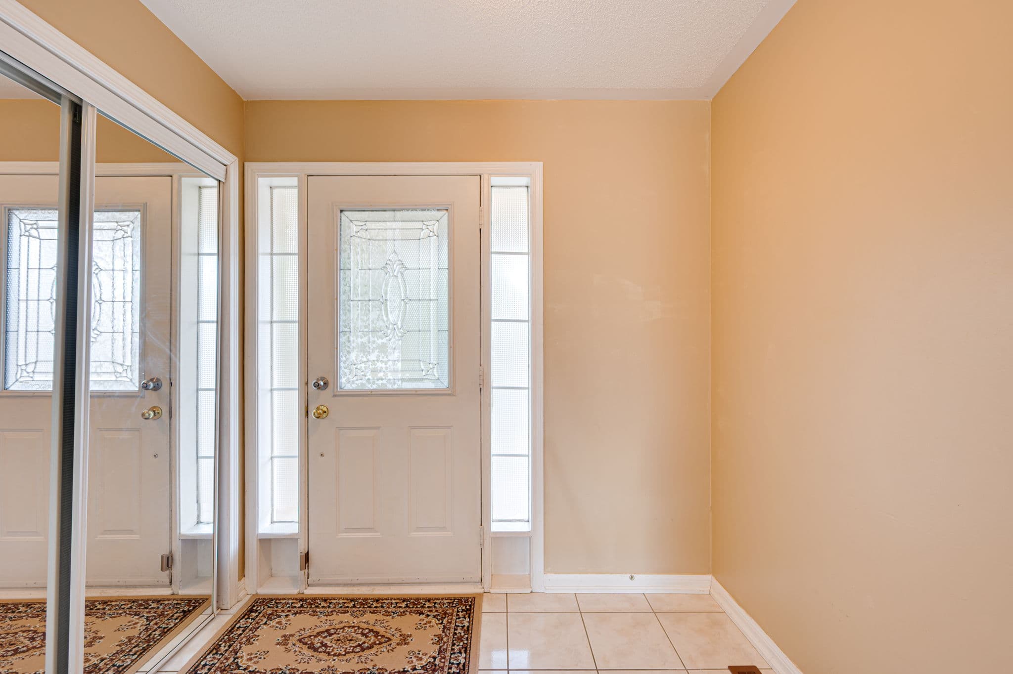54 Livingston Rd Milton, ON L9T 6B7