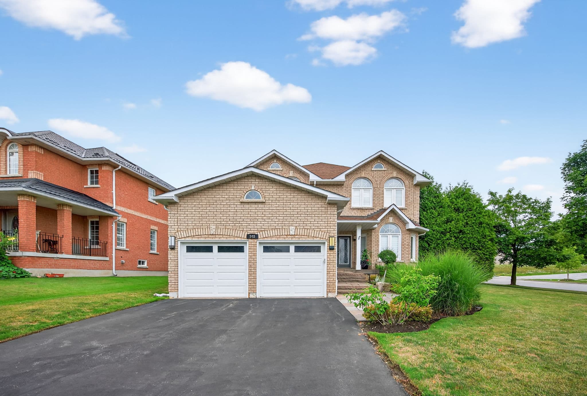 545 Highcliffe Dr Vaughan, ON L4J 8L3
