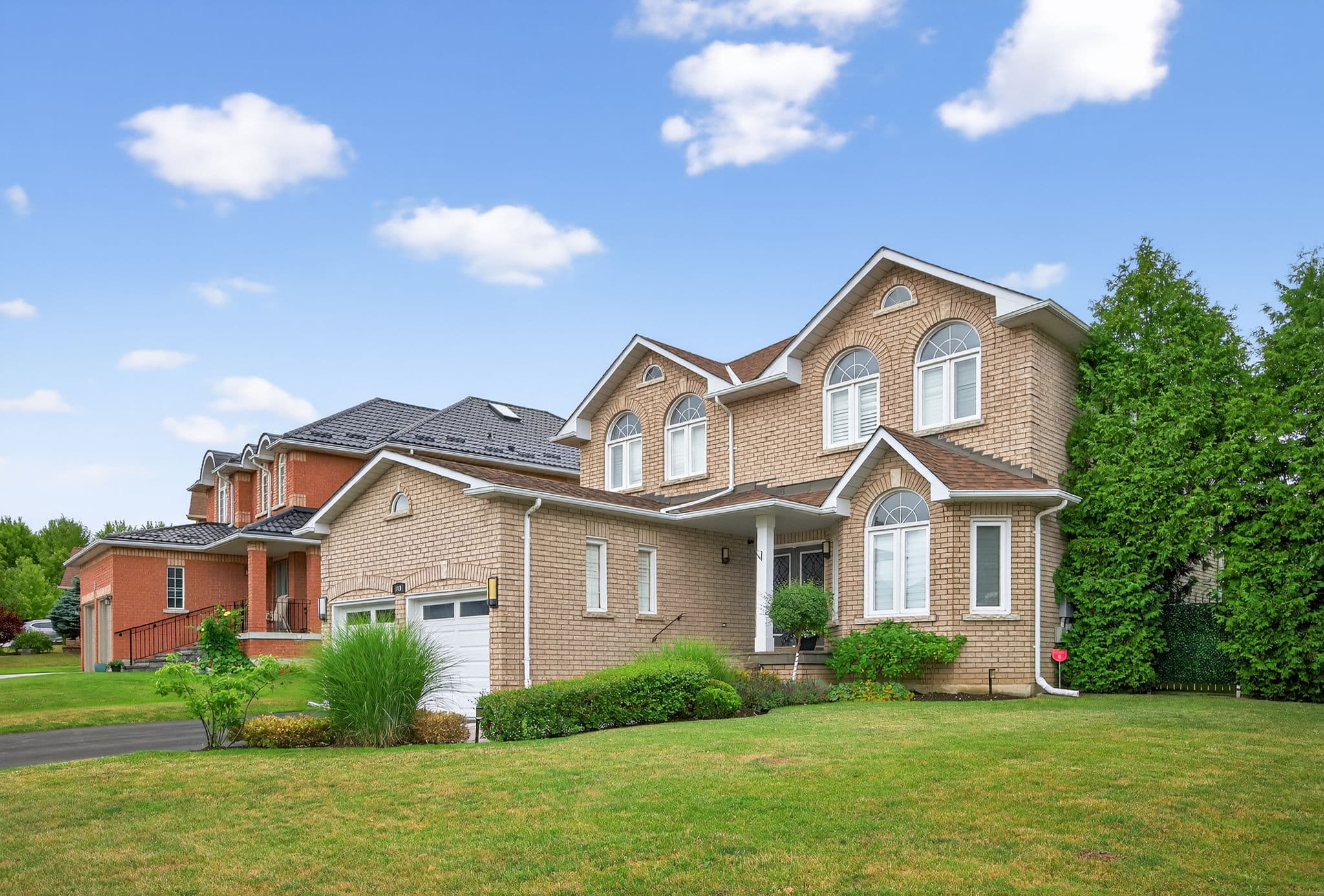 545 Highcliffe Dr Vaughan, ON L4J 8L3