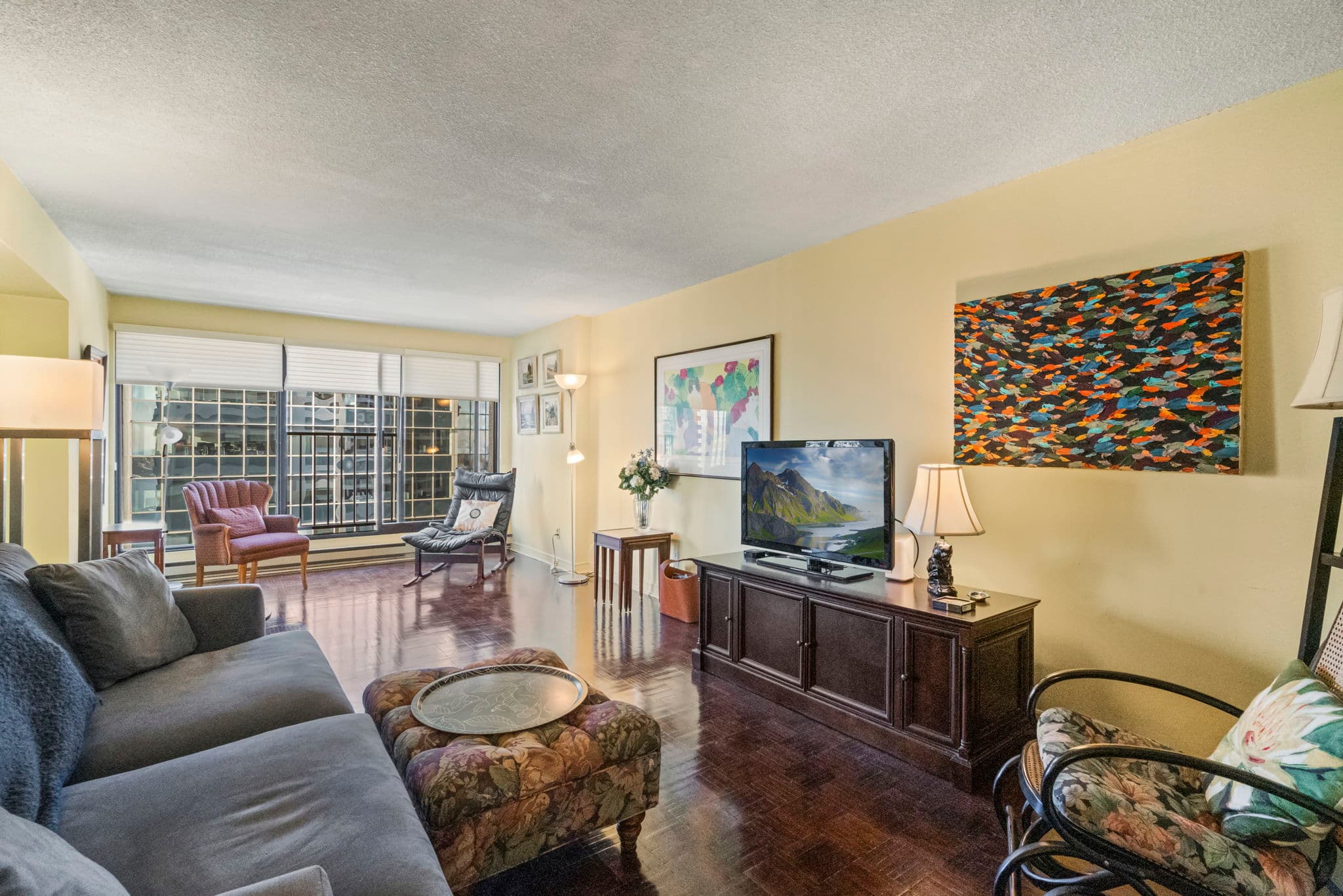 55 Harbour Square Unit 3017 Toronto, ON M5J 2S2