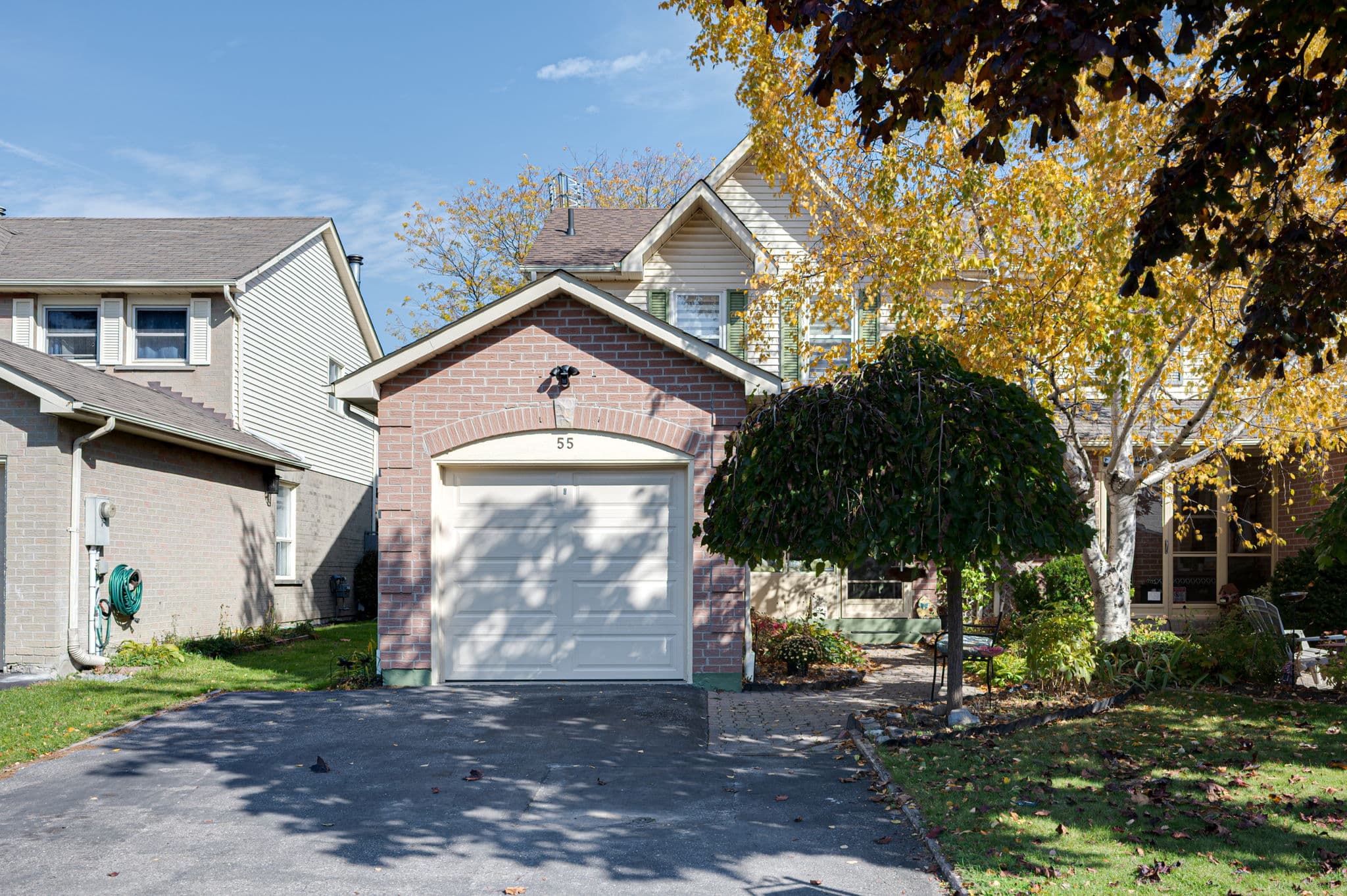 55 Humphrey Dr Ajax, ON L1S 4Z2