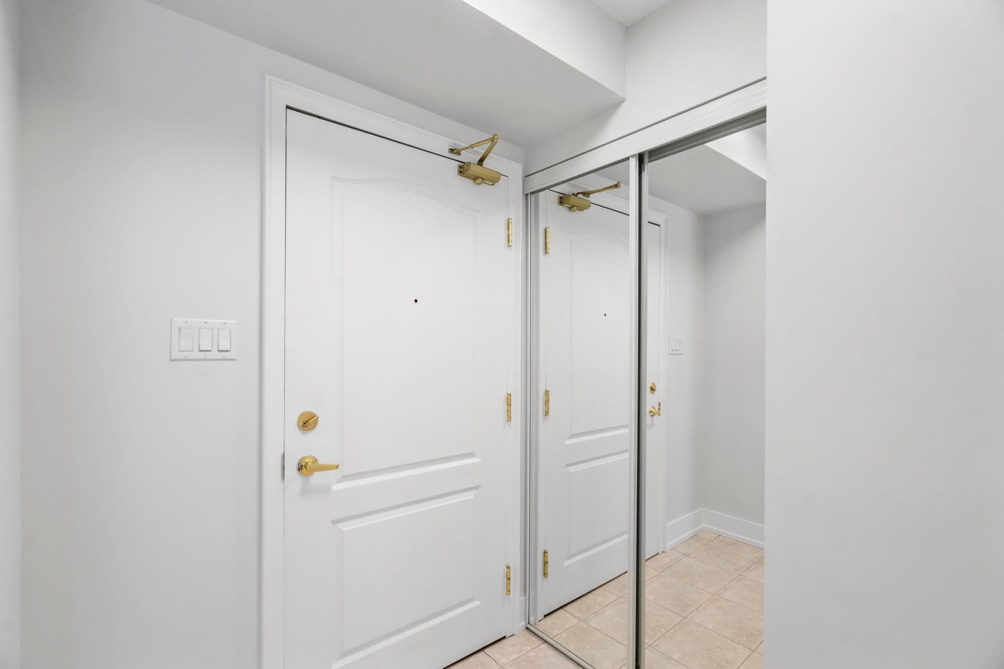 55 Lorindale Ave Toronto, ON M5M 3C3