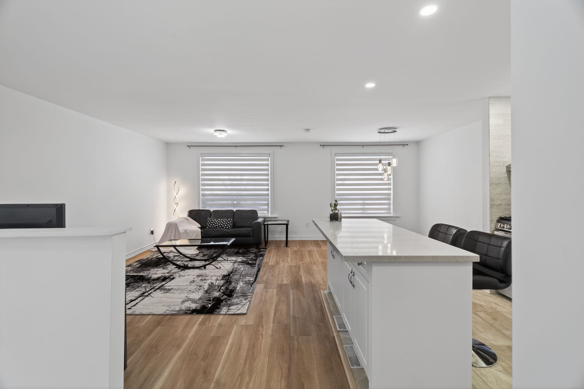 55 Townsend Ave Bradford West Gwillimbury, ON L3Z 1X9
