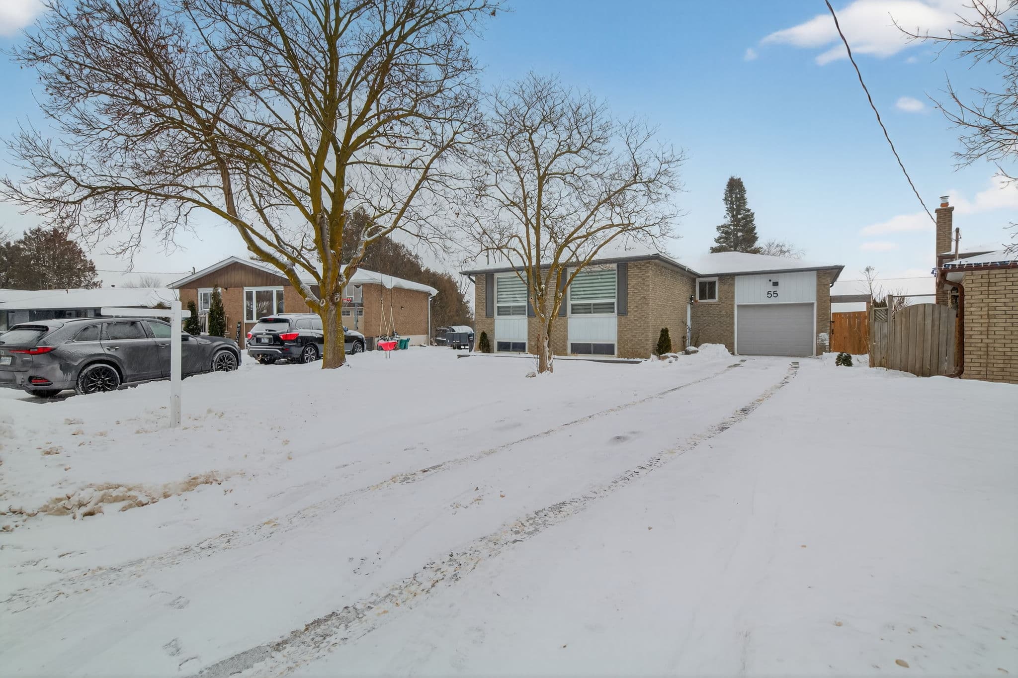 55 Townsend Ave Bradford West Gwillimbury, ON L3Z 1X9