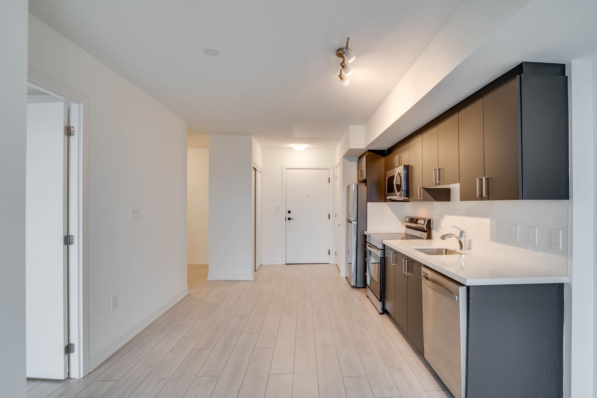 556 Marlee Ave Unit 315 Toronto, ON M6B 0B1