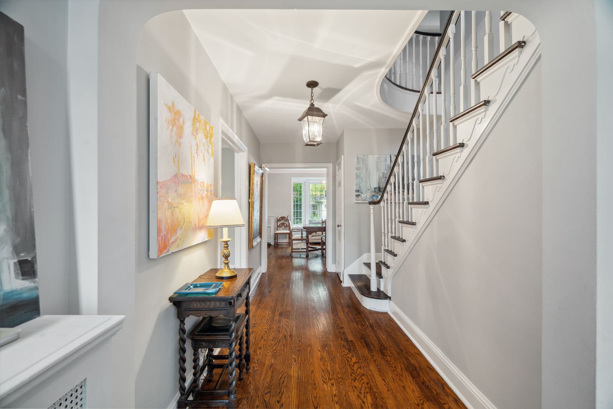 56 Highland Crescent Toronto, ON M2L 1G6