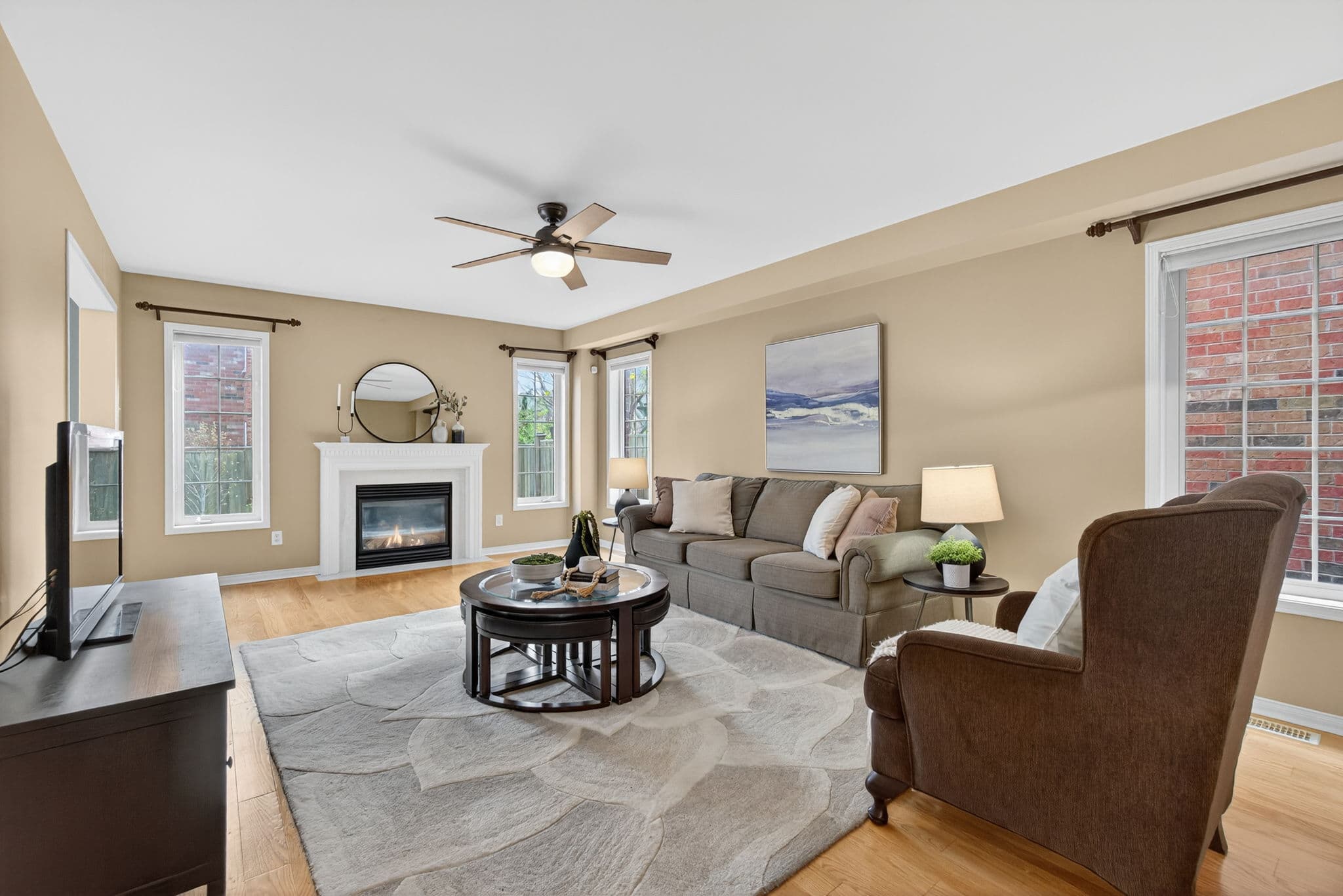 5612 Blue Spruce Ave Burlington, ON L7L 7K2