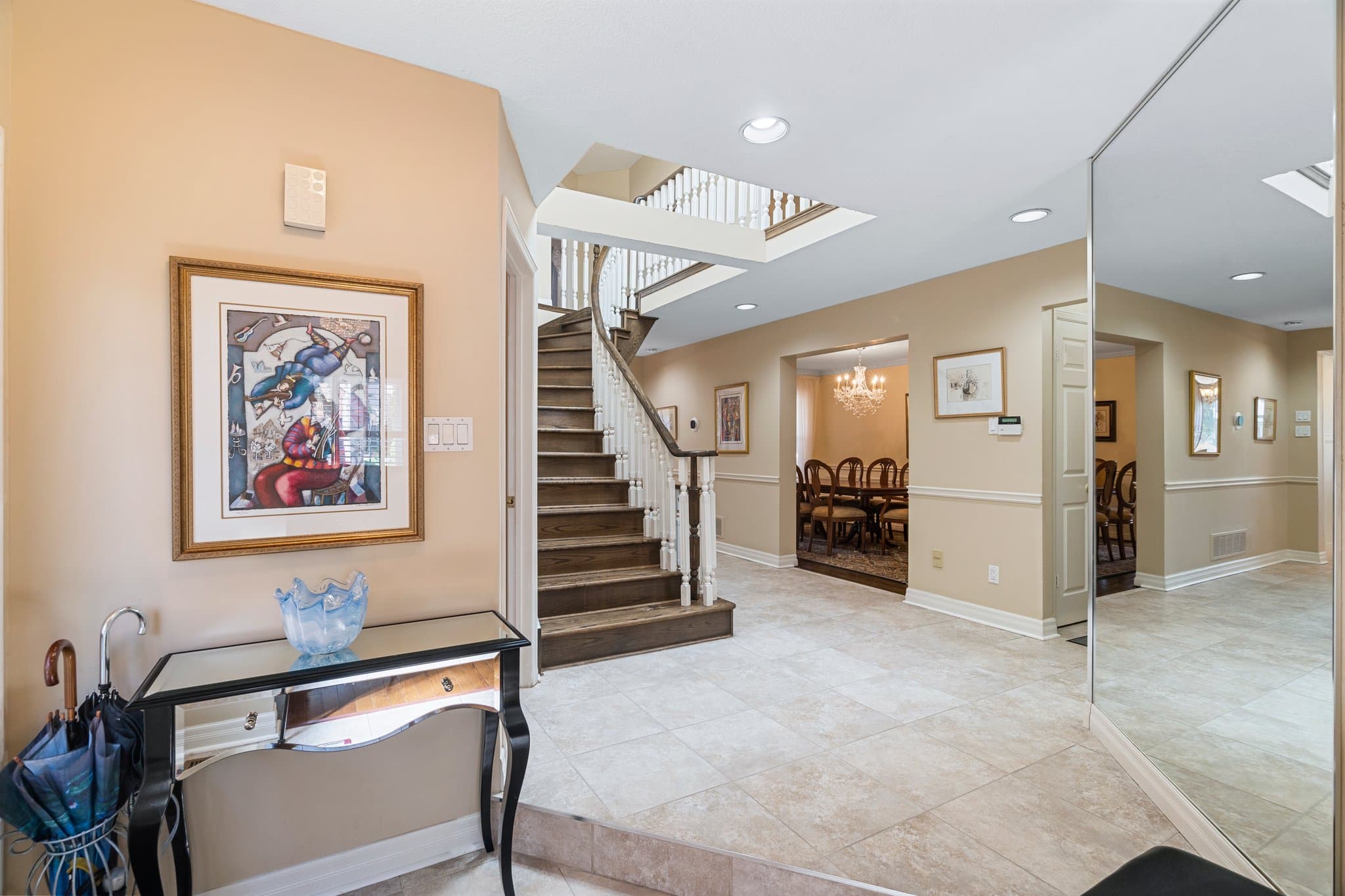58 Tansley Rd Vaughan, ON L4J 3H6