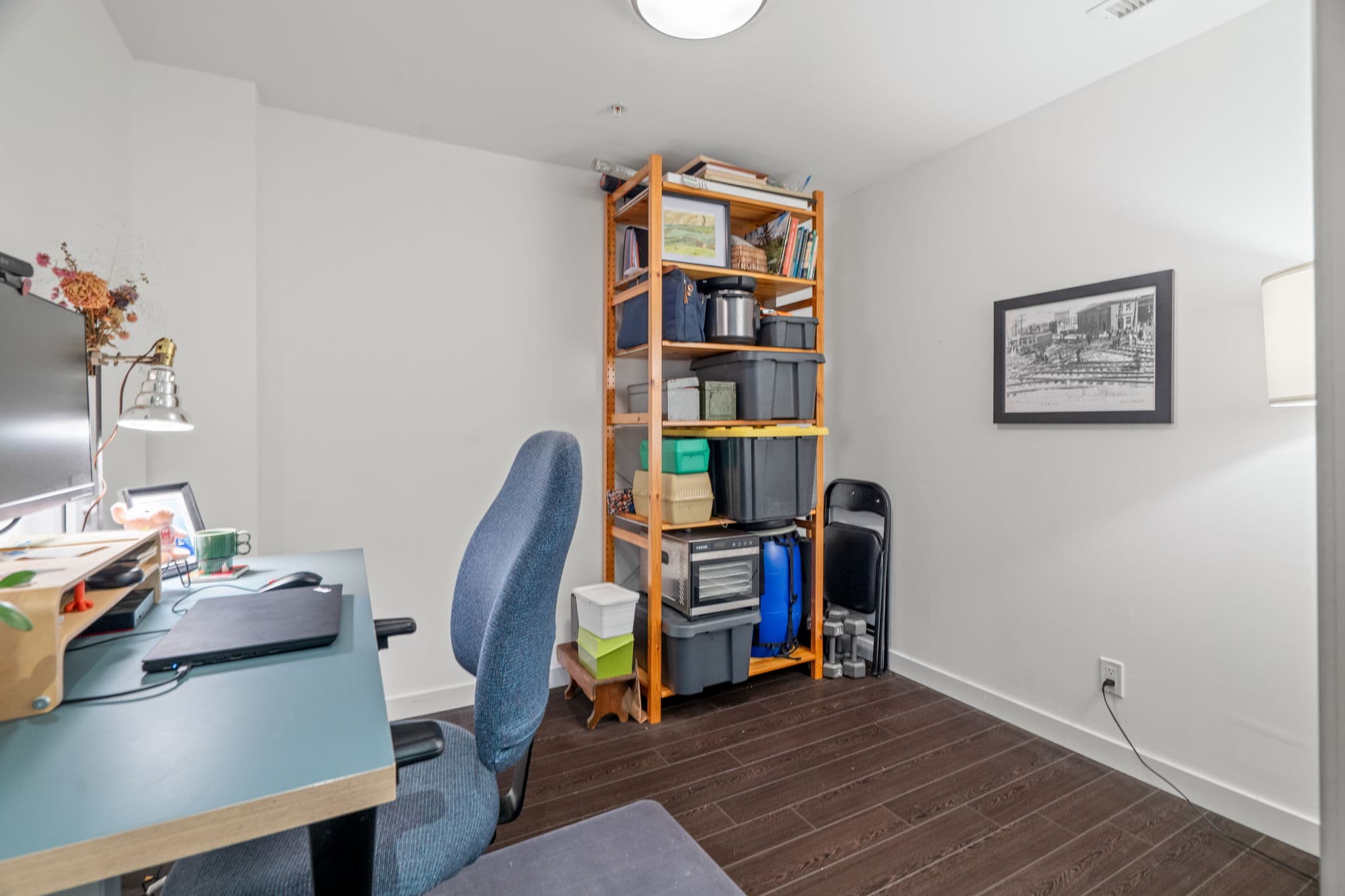 588 Annette St Toronto, ON M6S 2C4