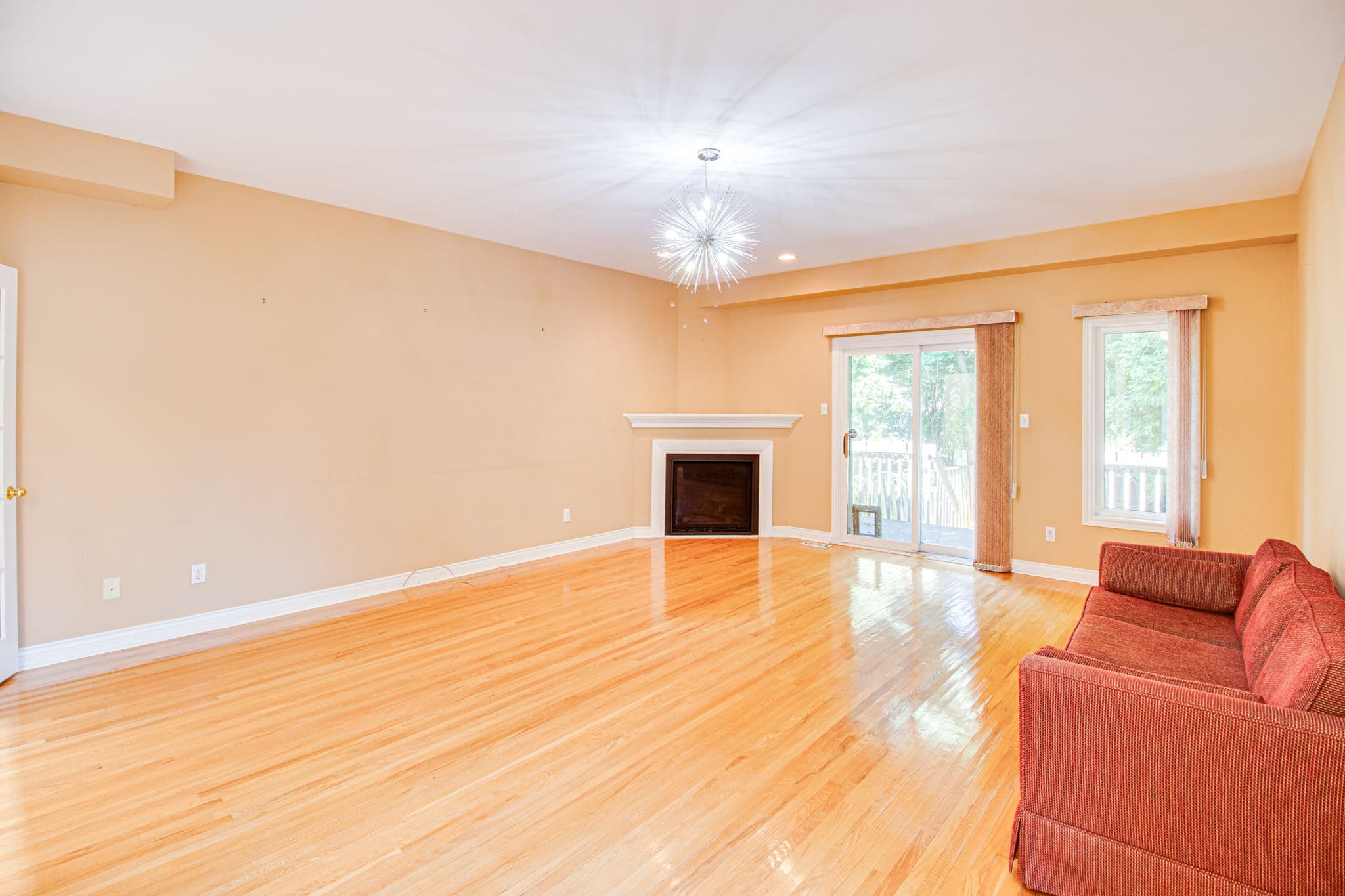 59 Hunt Ave Richmond Hill, ON L4C 4H1
