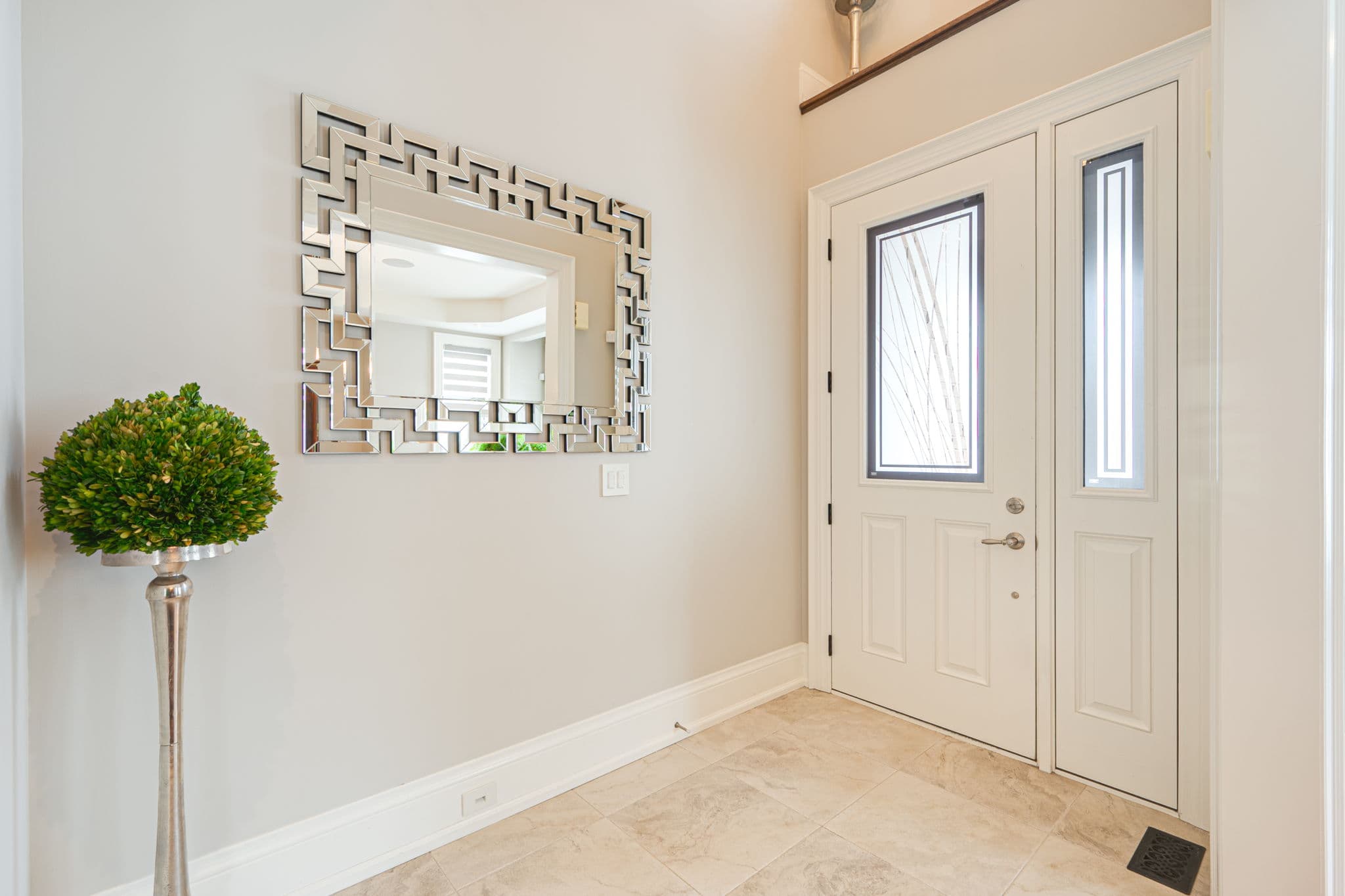 59 Leith Dr Bradford West Gwillimbury, ON L3Z 0V6