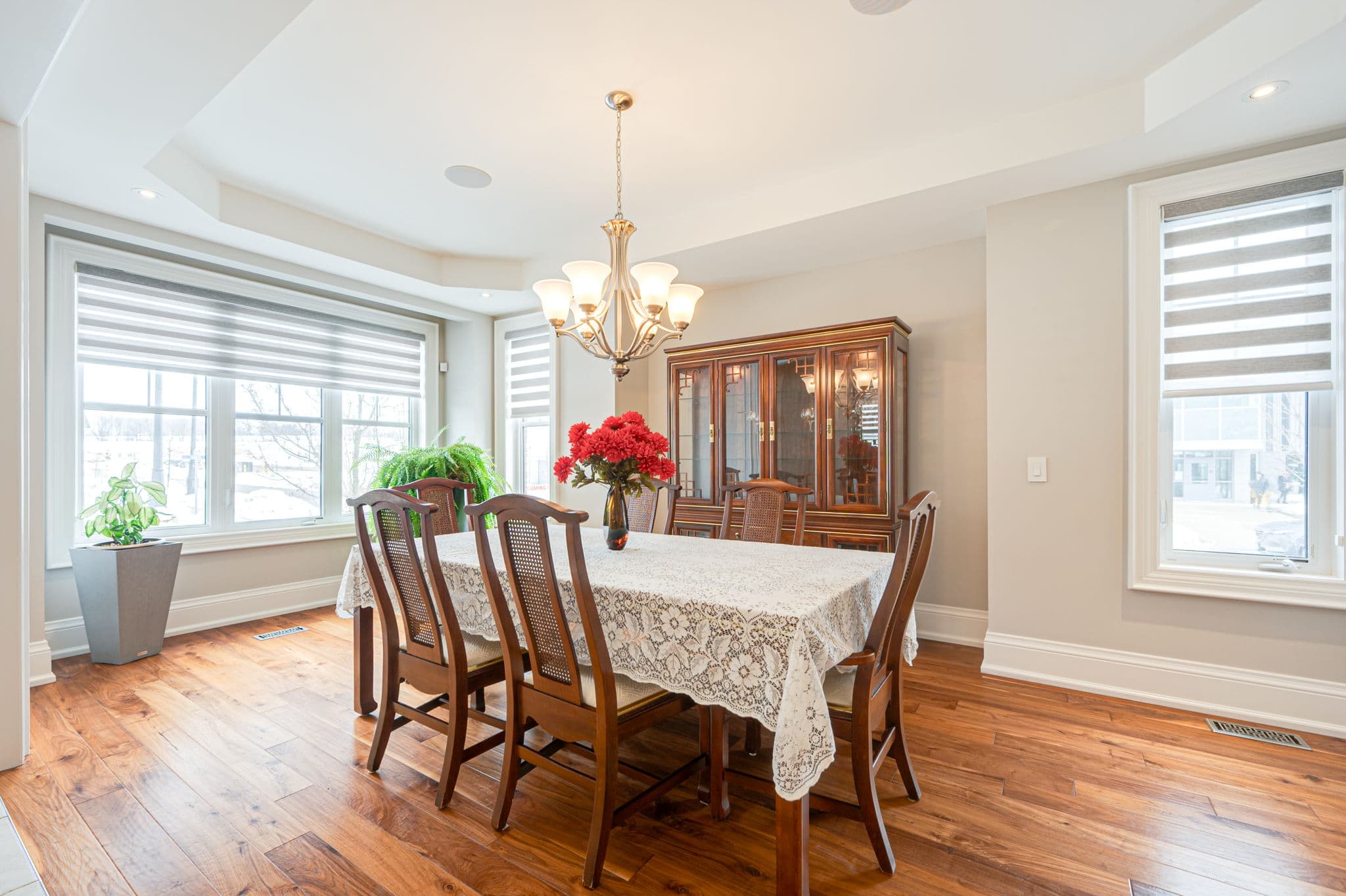 59 Leith Dr Bradford West Gwillimbury, ON L3Z 0V6