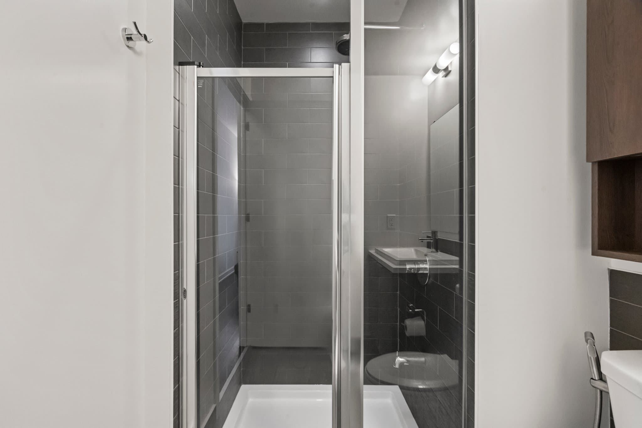 6 Sonic Way Unit 302 Toronto, ON M3C 0P1
