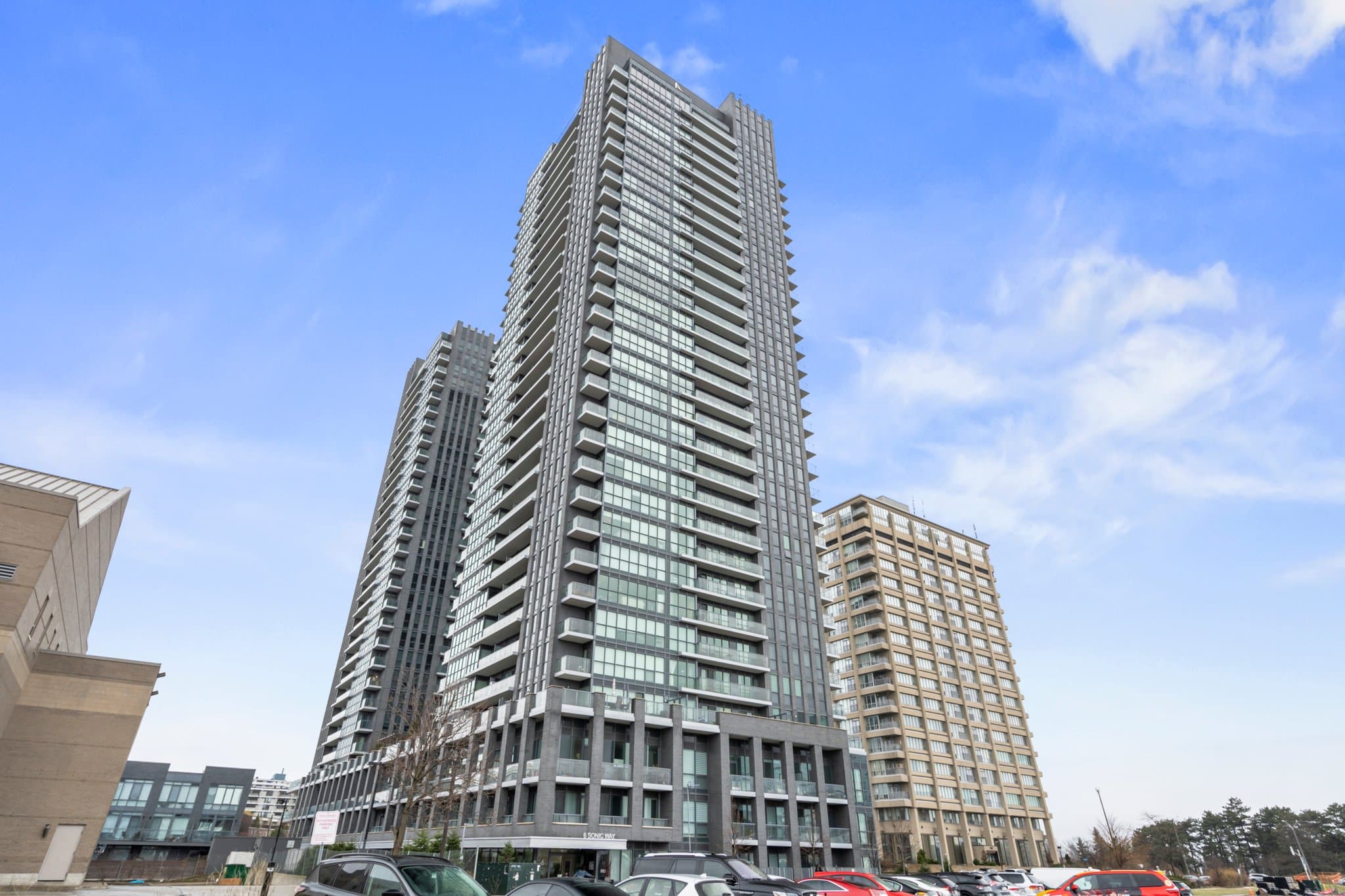 6 Sonic Way Unit 302 Toronto, ON M3C 0P1