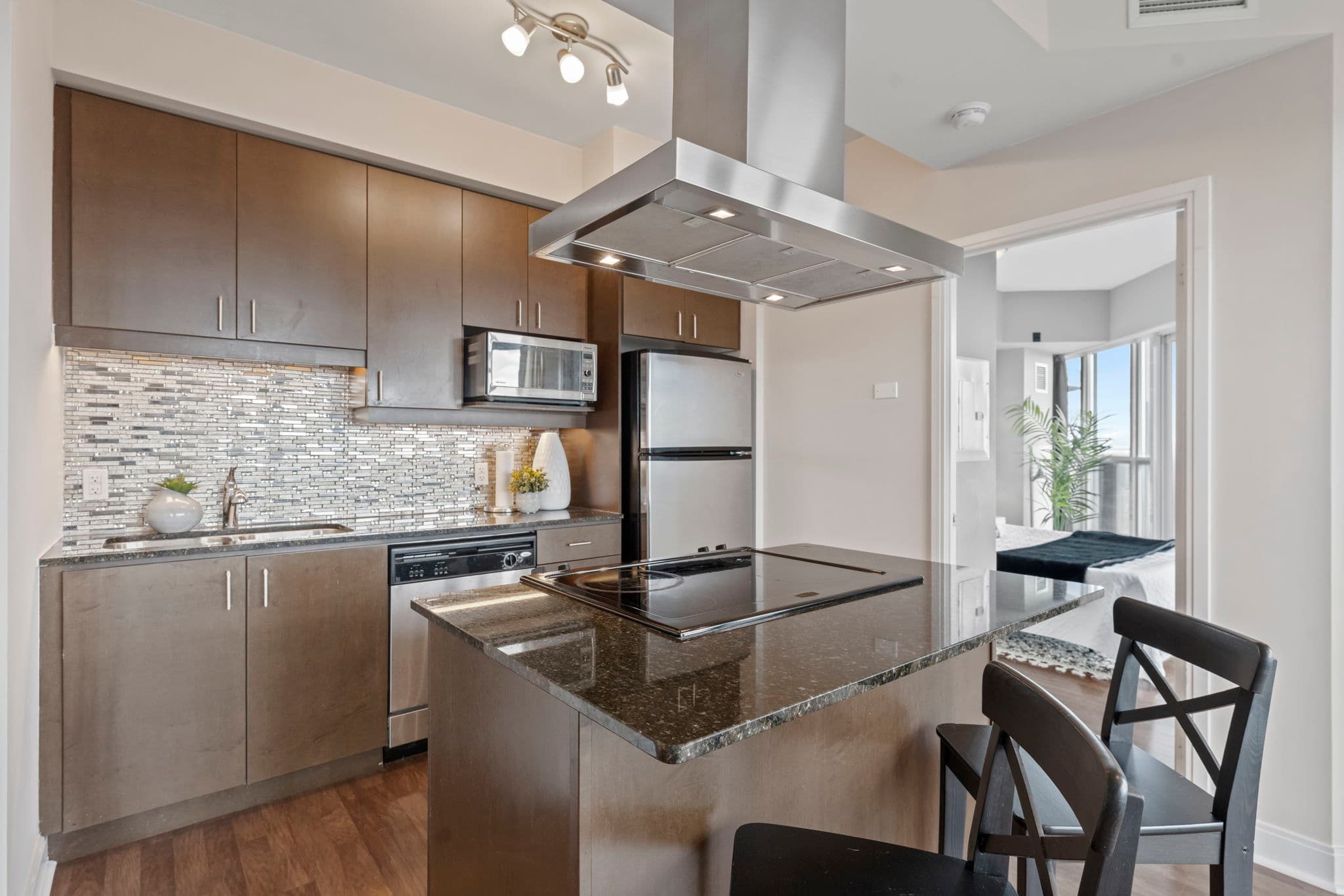 60 Absolute Ave 4308 Mississauga, ON L4Z 0A9