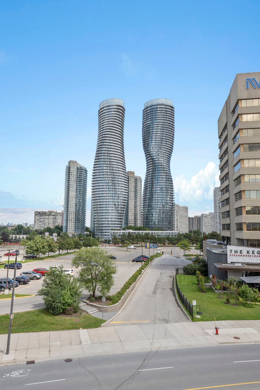 60 Absolute Ave 4308 Mississauga, ON L4Z 0A9