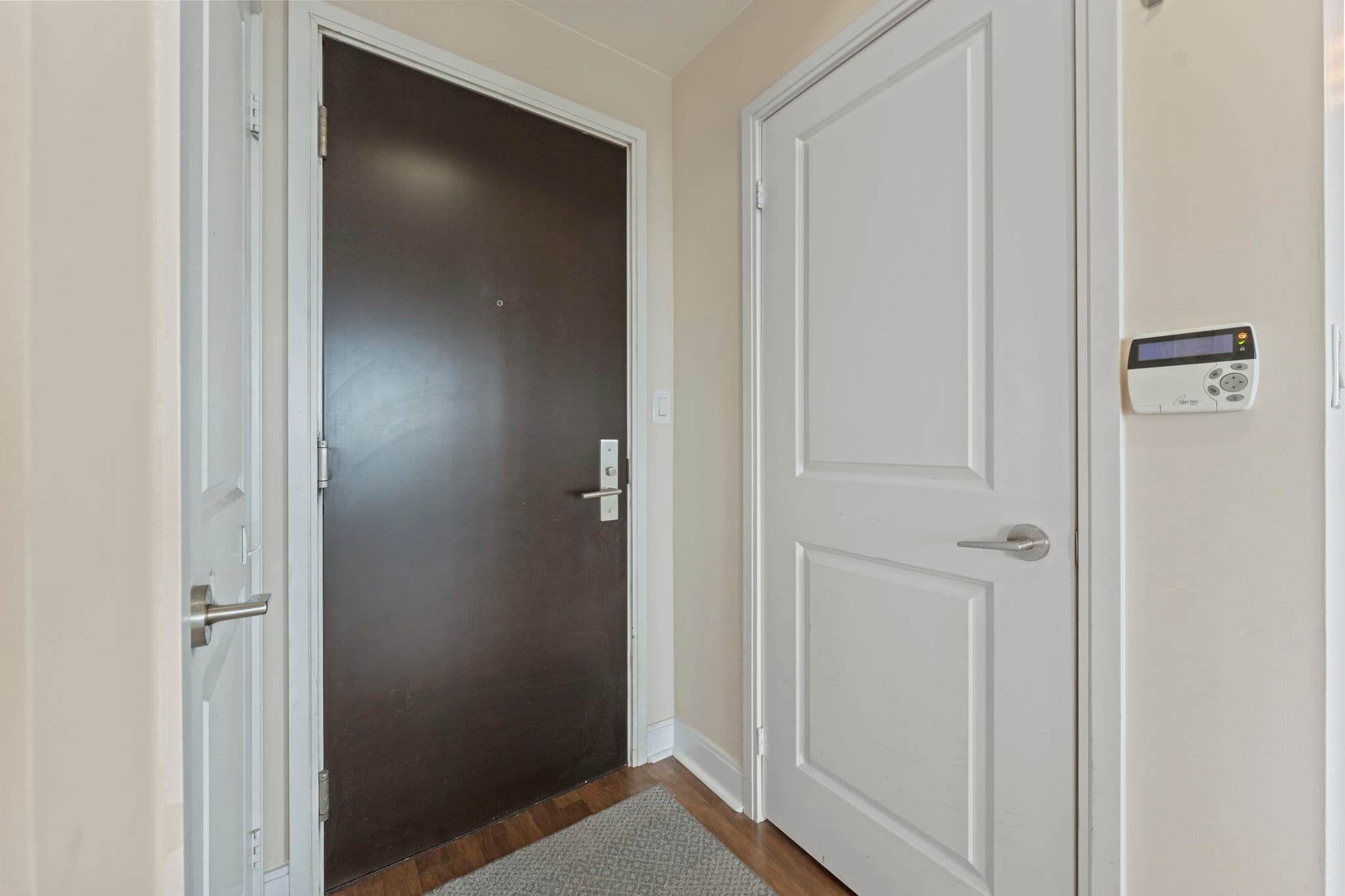 60 Absolute Ave 4308 Mississauga, ON L4Z 0A9