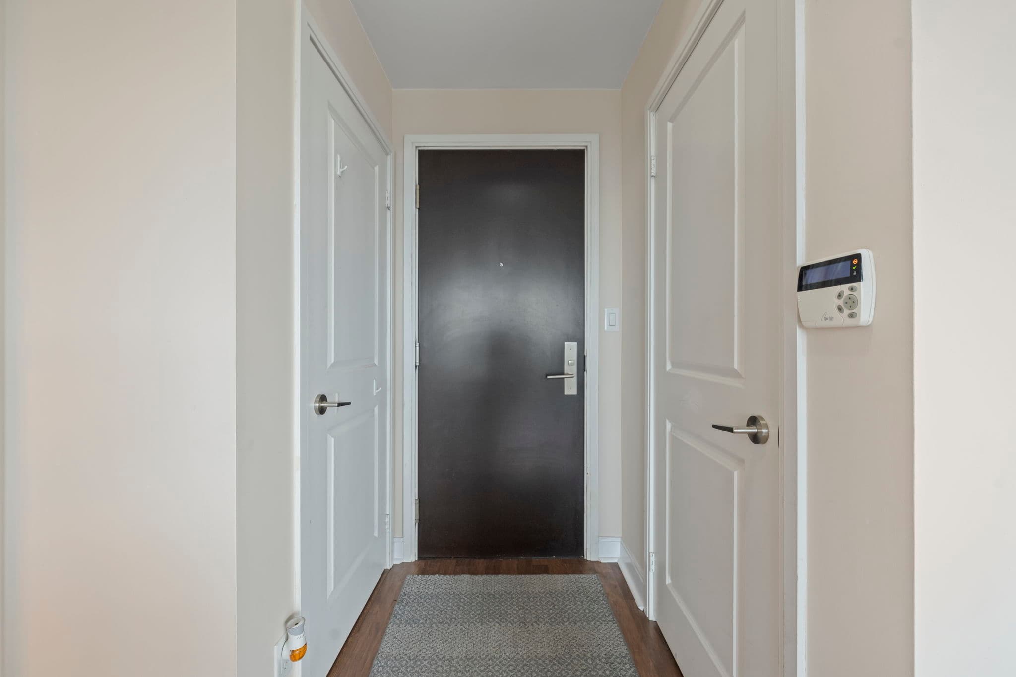 60 Absolute Ave 4308 Mississauga, ON L4Z 0A9
