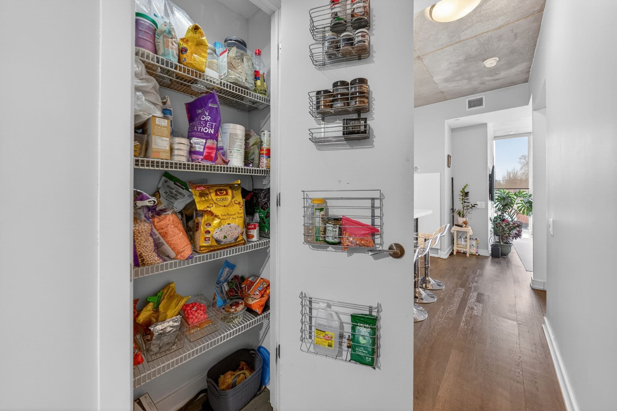 60 Haslett Ave Unit 301 Toronto, ON M4L 3R2