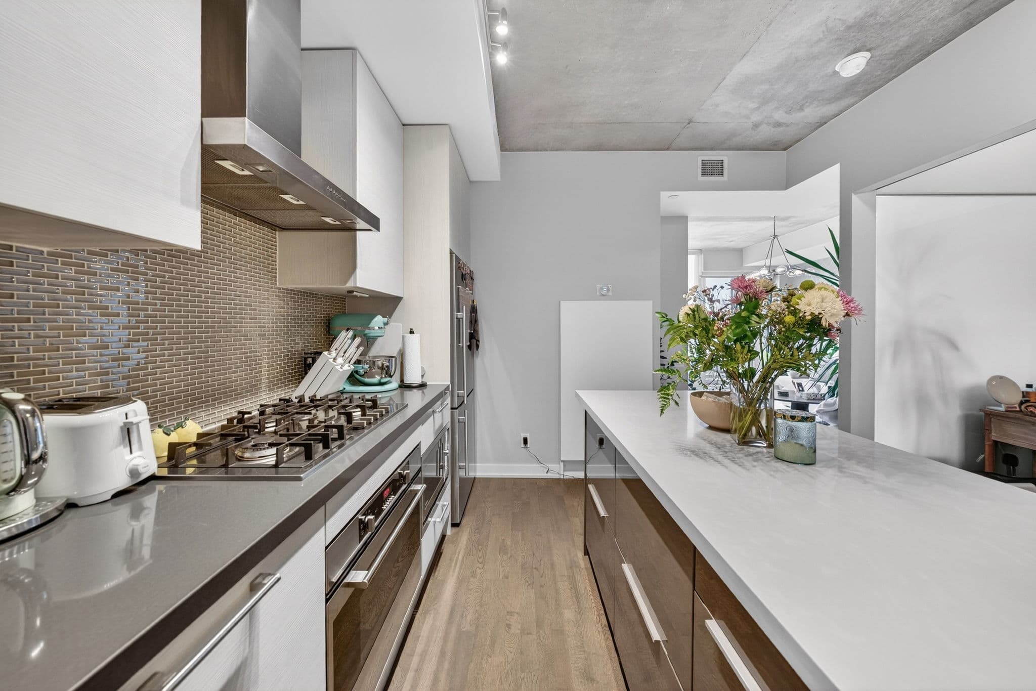 60 Haslett Ave Unit 301 Toronto, ON M4L 3R2