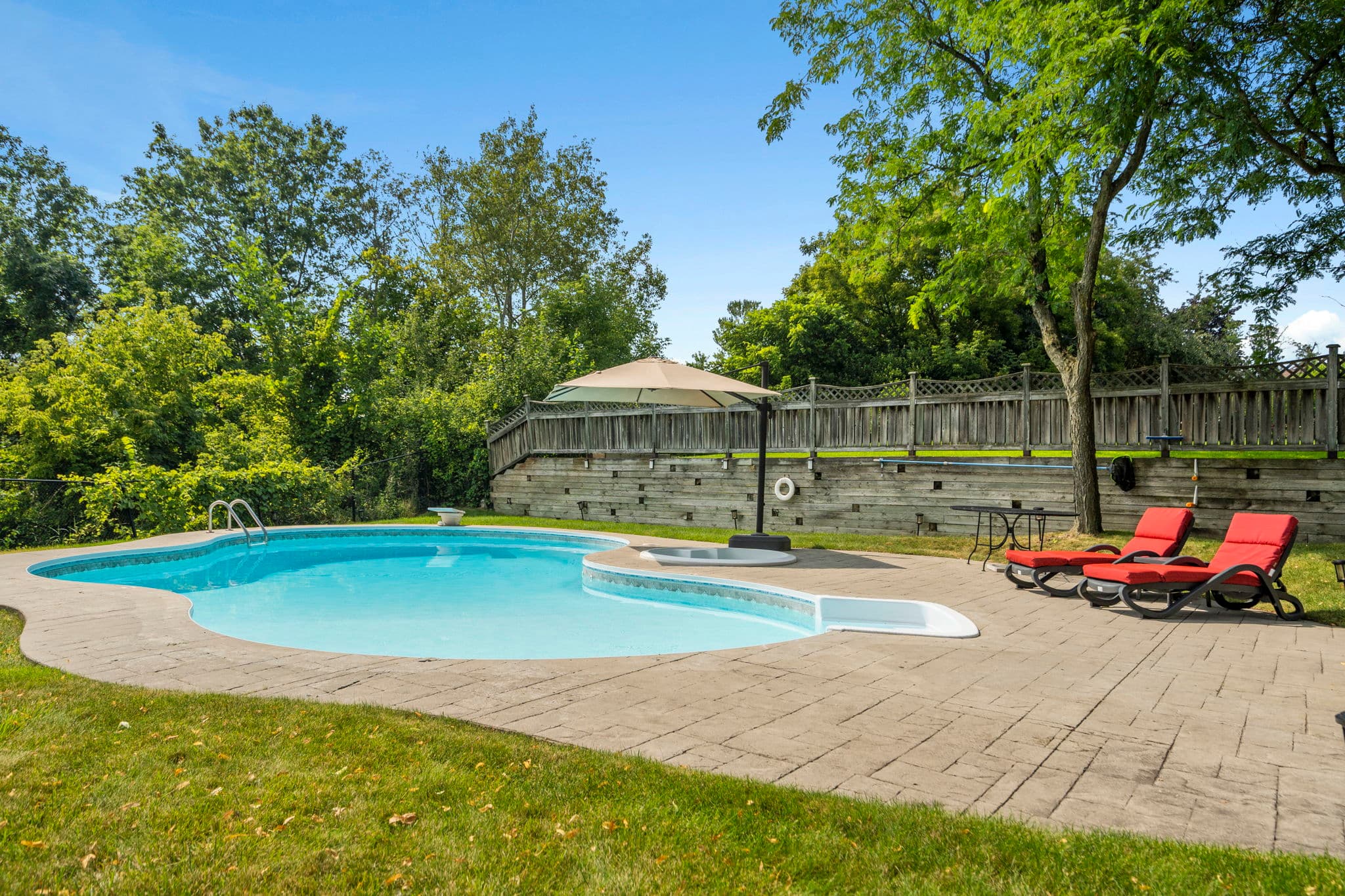 60 Prince Edward Blvd Markham, ON L3T 7E8