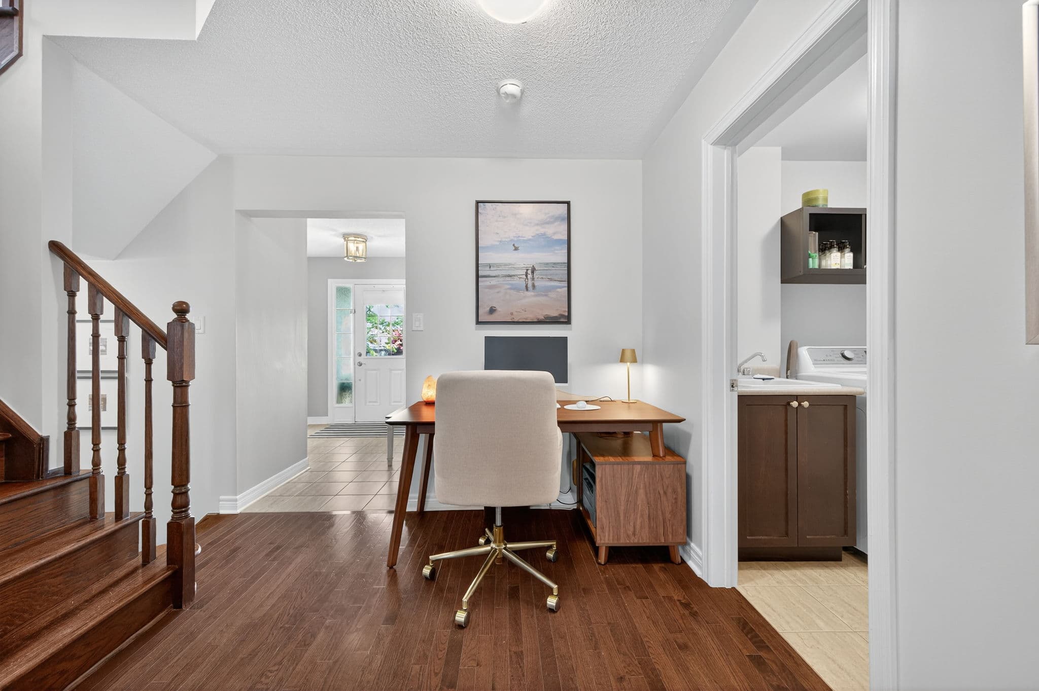 60 Sundragon Trail Bradford West Gwillimbury, ON L3Z 2A5