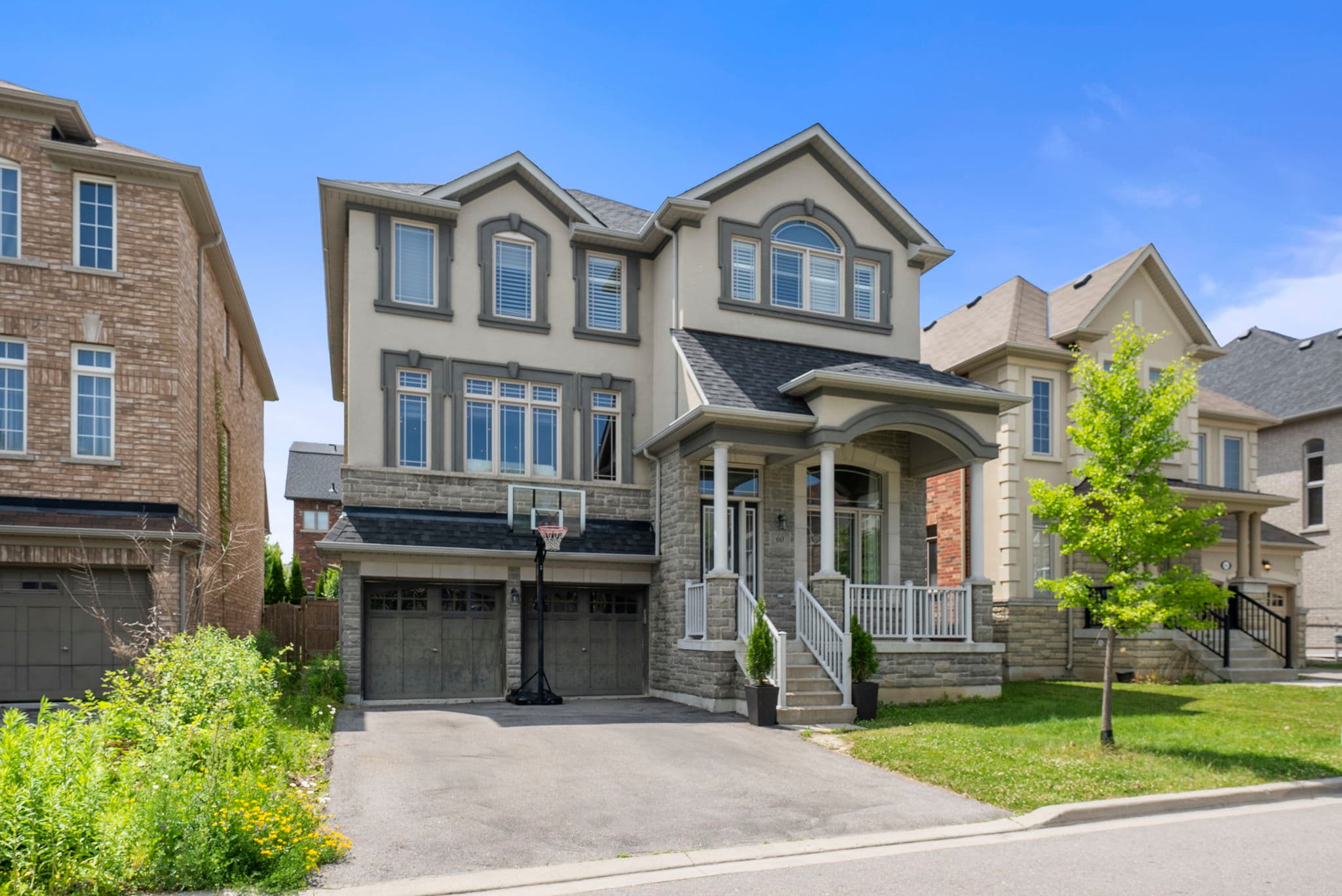 60 Wallenberg Dr Vaughan, ON L6A 4M2