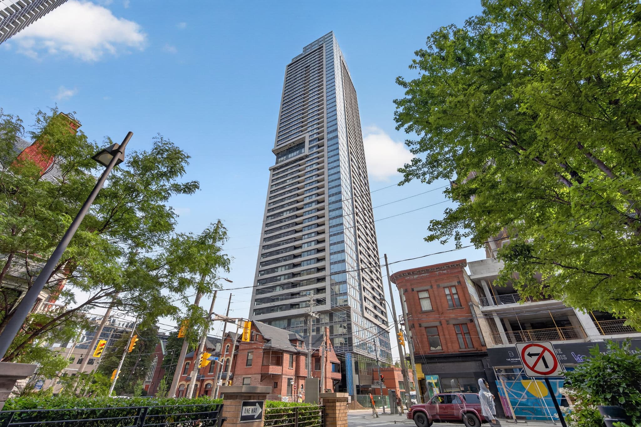 609 Sherbourne St 3202 Toronto, ON M4X 0A4