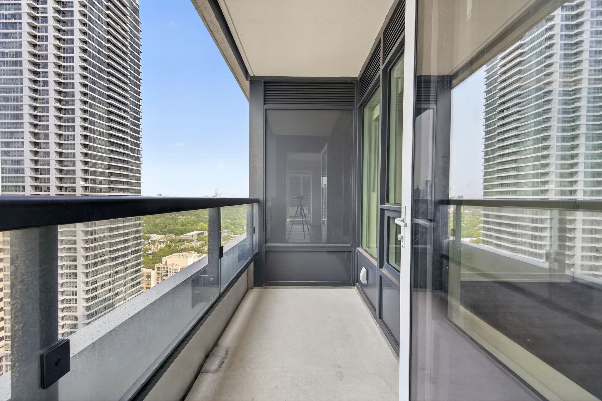 609 Sherbourne St 3202 Toronto, ON M4X 0A4