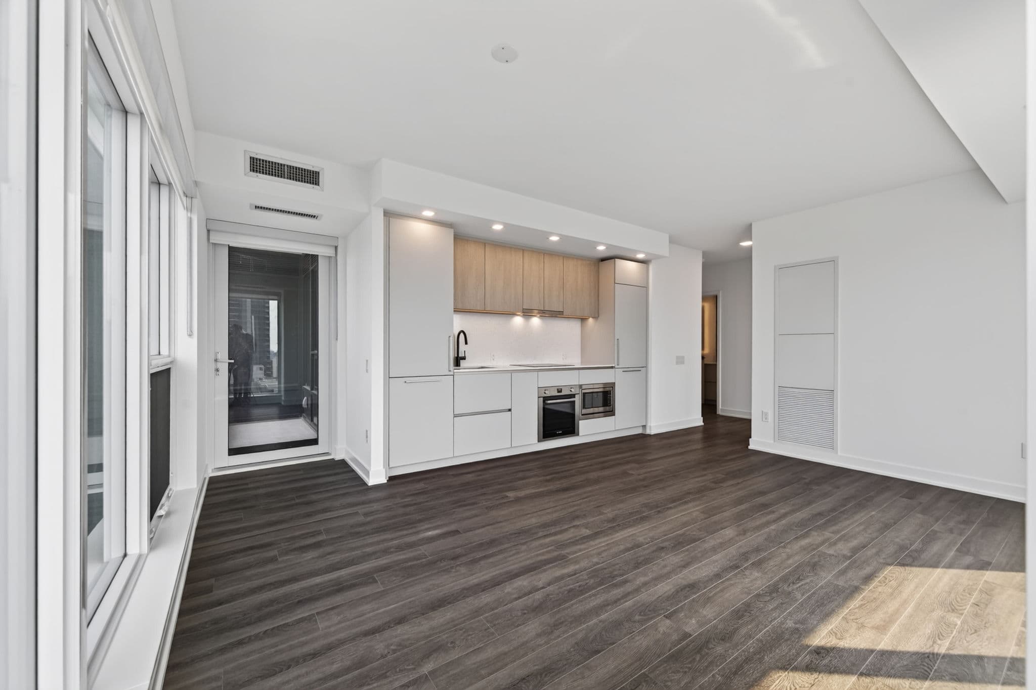 609 Sherbourne St 3202 Toronto, ON M4X 0A4