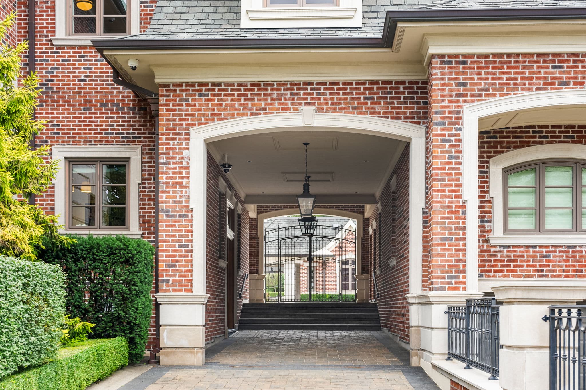 61 Westwood Ln Richmond Hill, ON L4C 6X6
