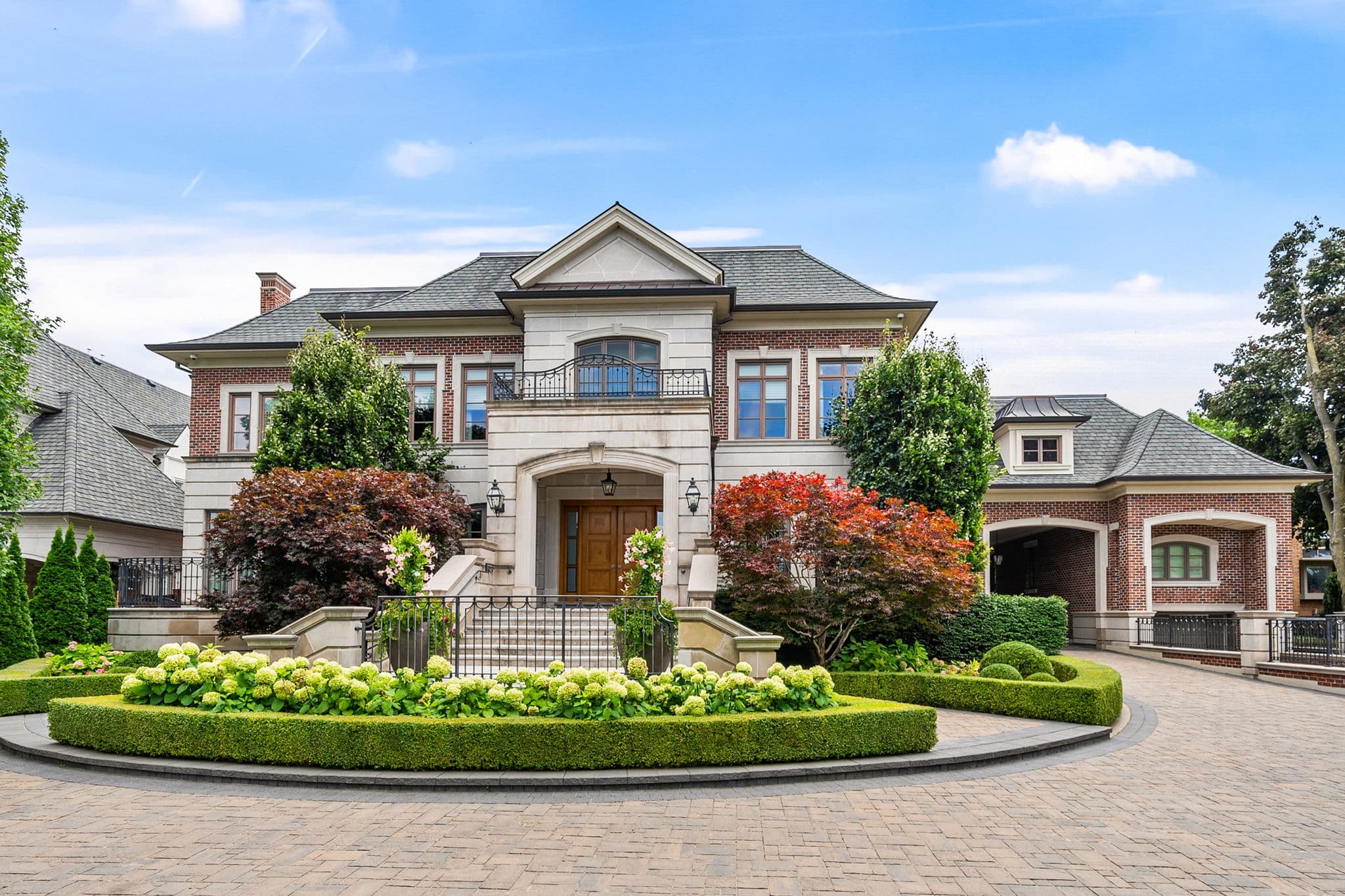 61 Westwood Ln Richmond Hill, ON L4C 6X6