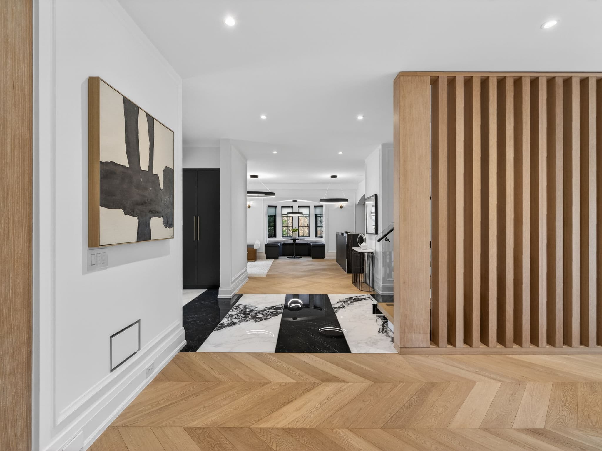 62 Maple Ave Toronto, ON M4W 2T7