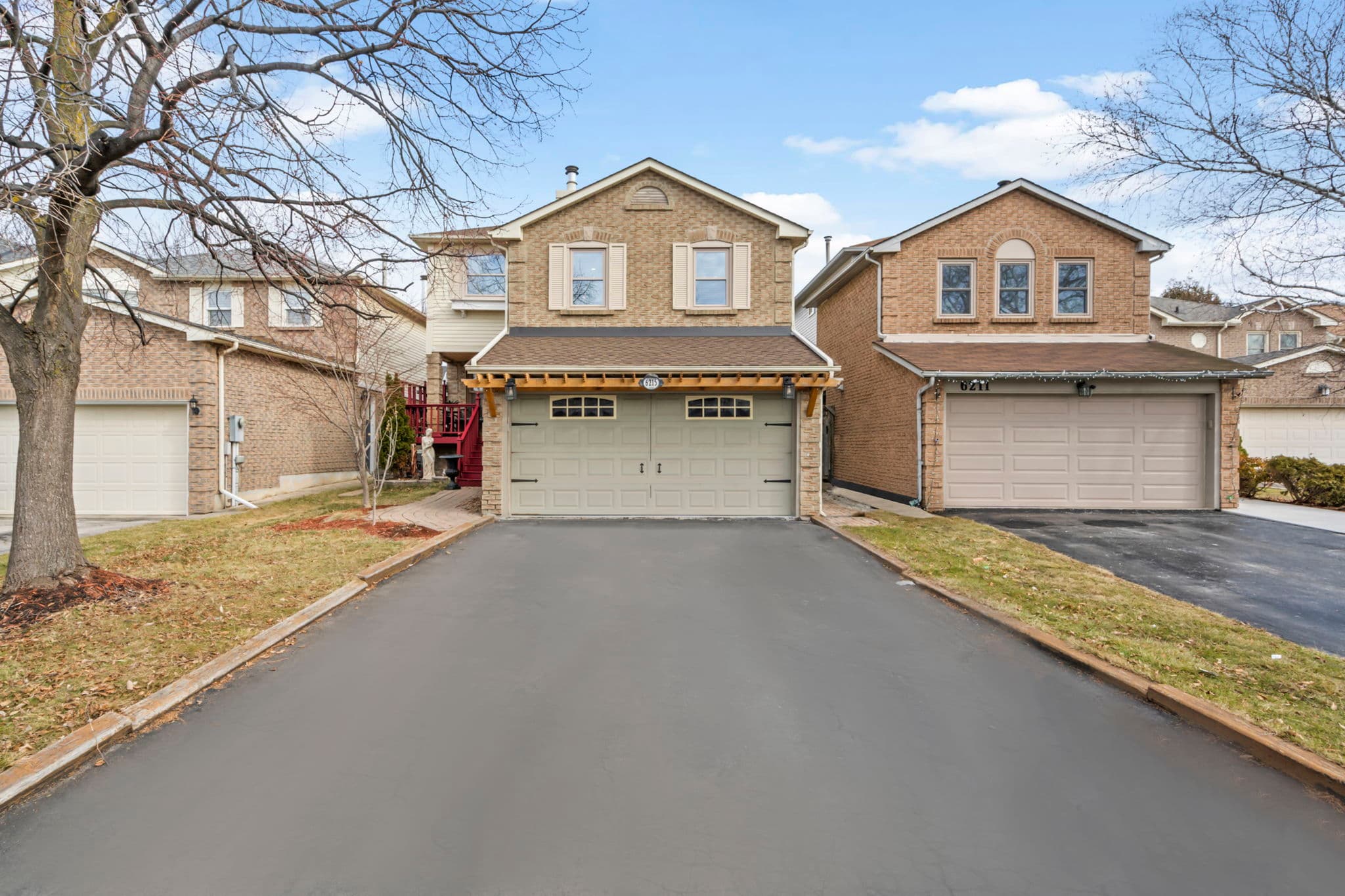 6215 Saltmarsh Ct Mississauga, ON L5N 5V9