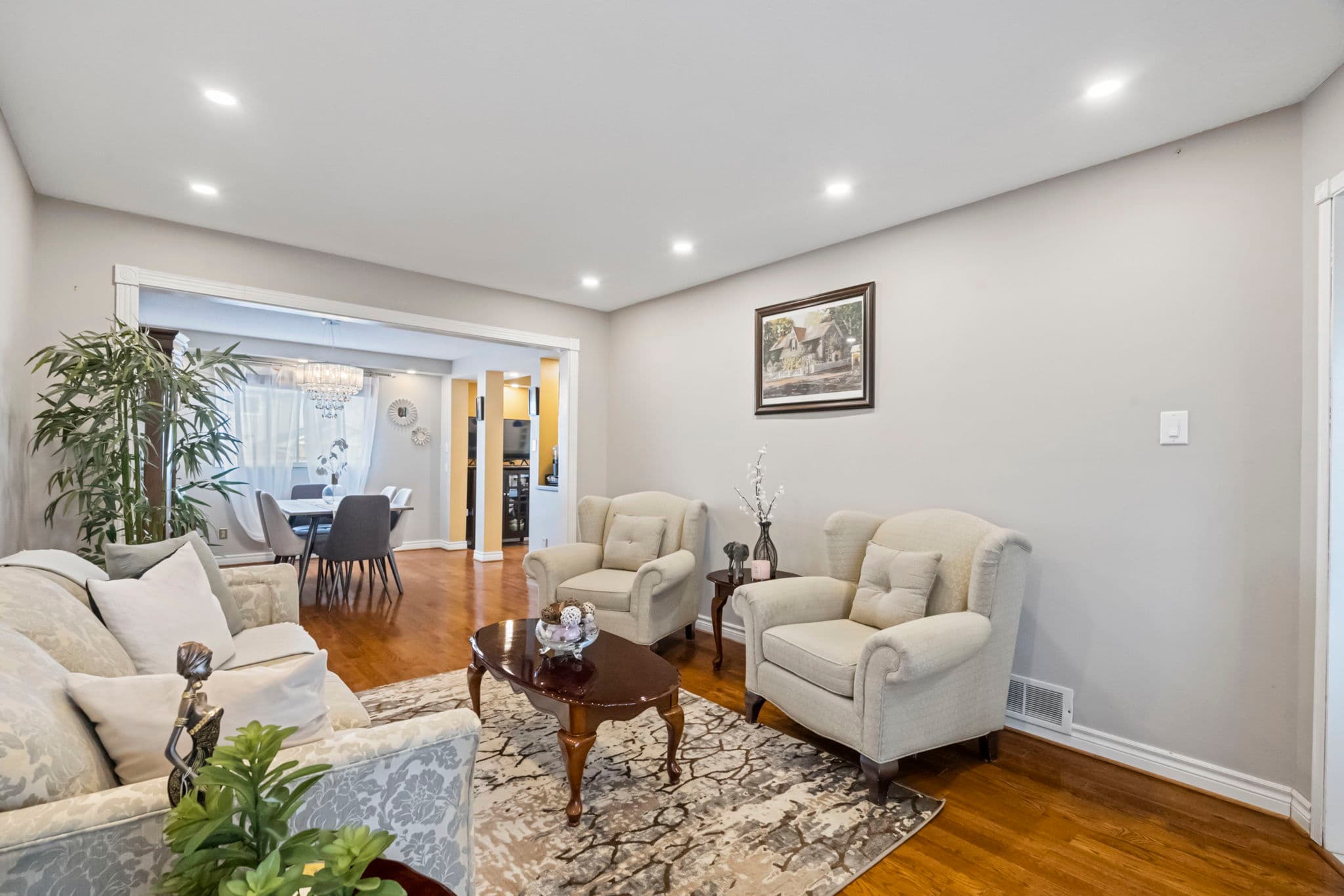 6215 Saltmarsh Ct Mississauga, ON L5N 5V9