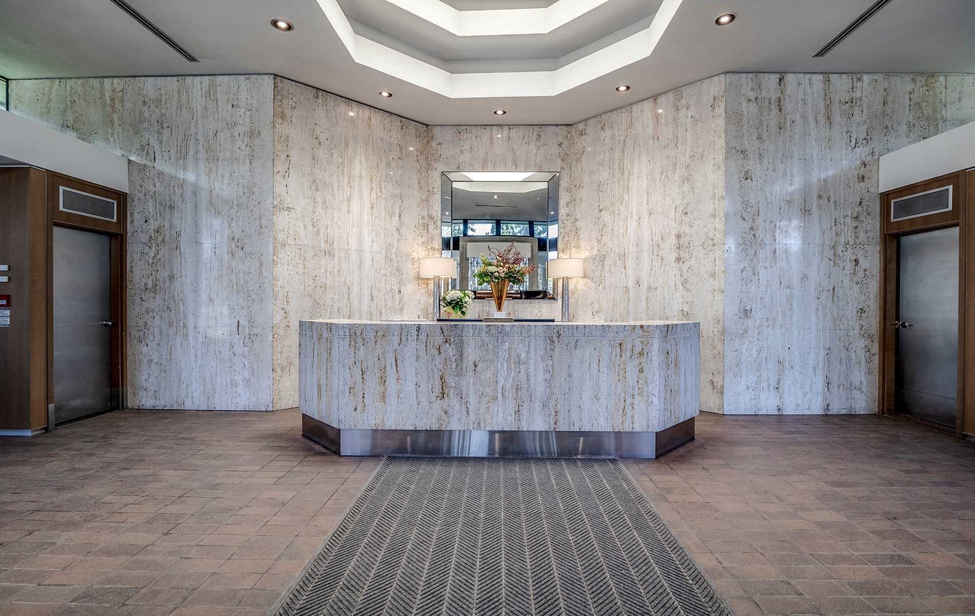 625 Avenue Rd Unit 302 Toronto, ON M4V 2K6