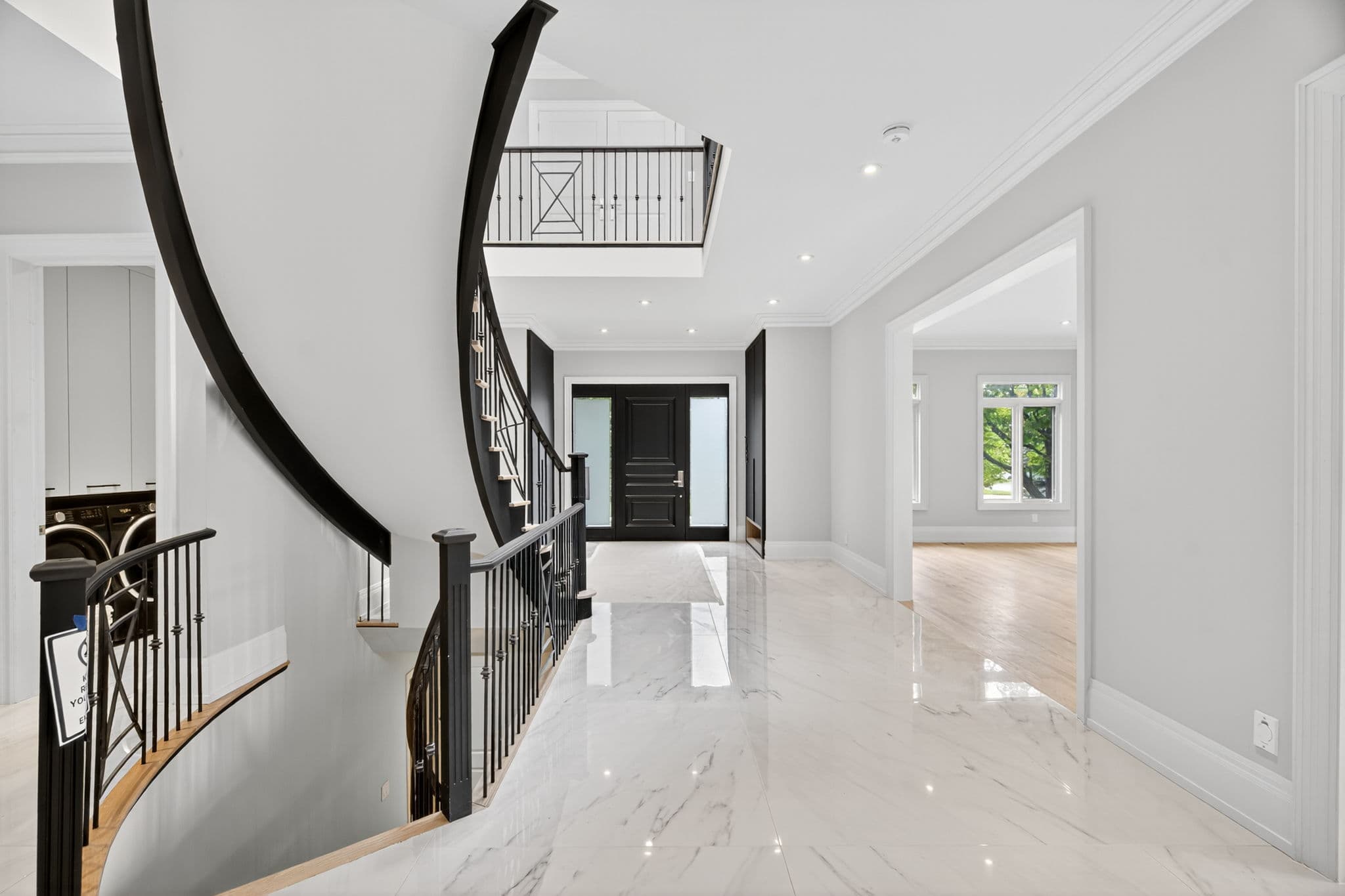 63 Gordon Rd Toronto, ON M2P 1E3