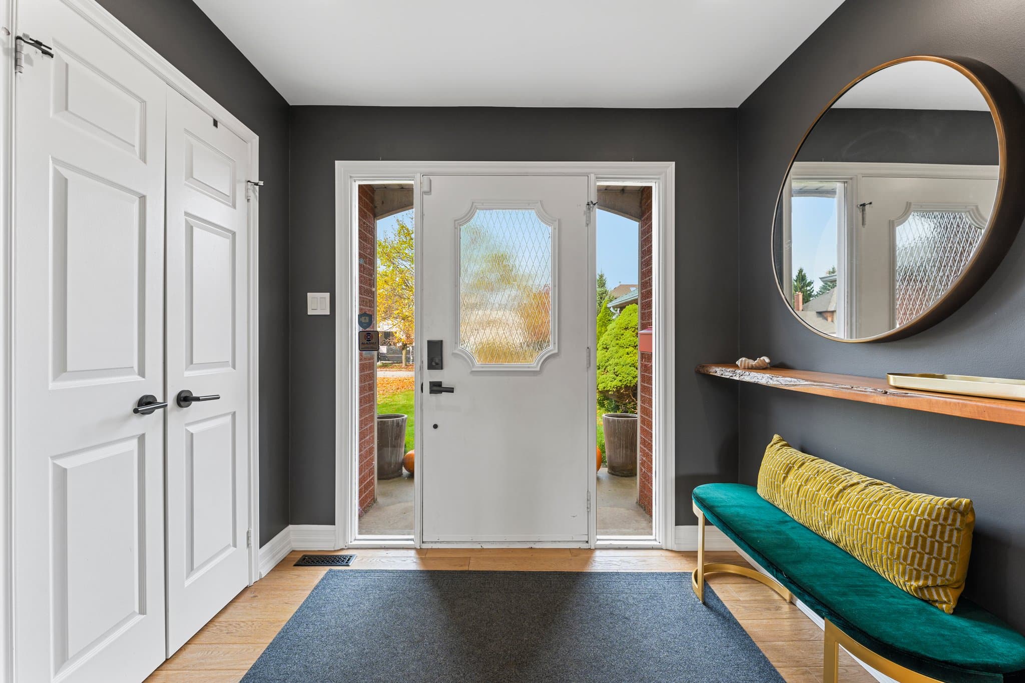 63 Humber Valley Crescent King City, ON L7B 1B7