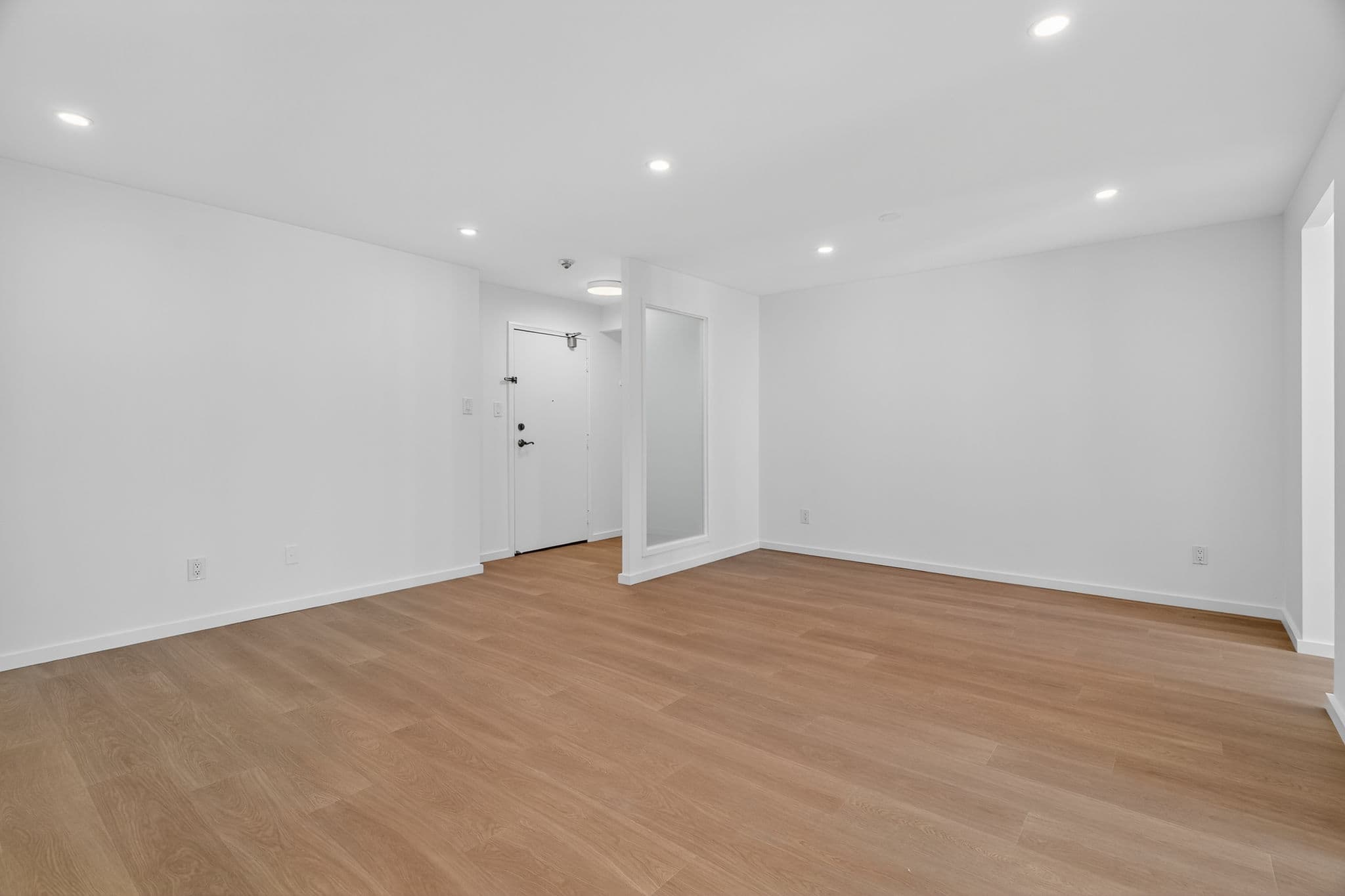 633 Bay St. 2703 Toronto, ON M5G 2G4