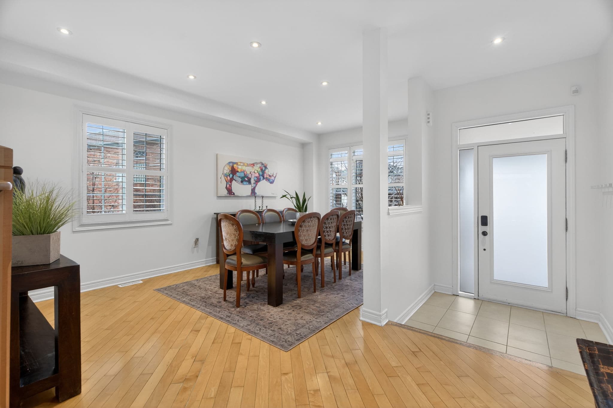 64 Canelli Heights Ct Vaughan, ON L4J 8V5