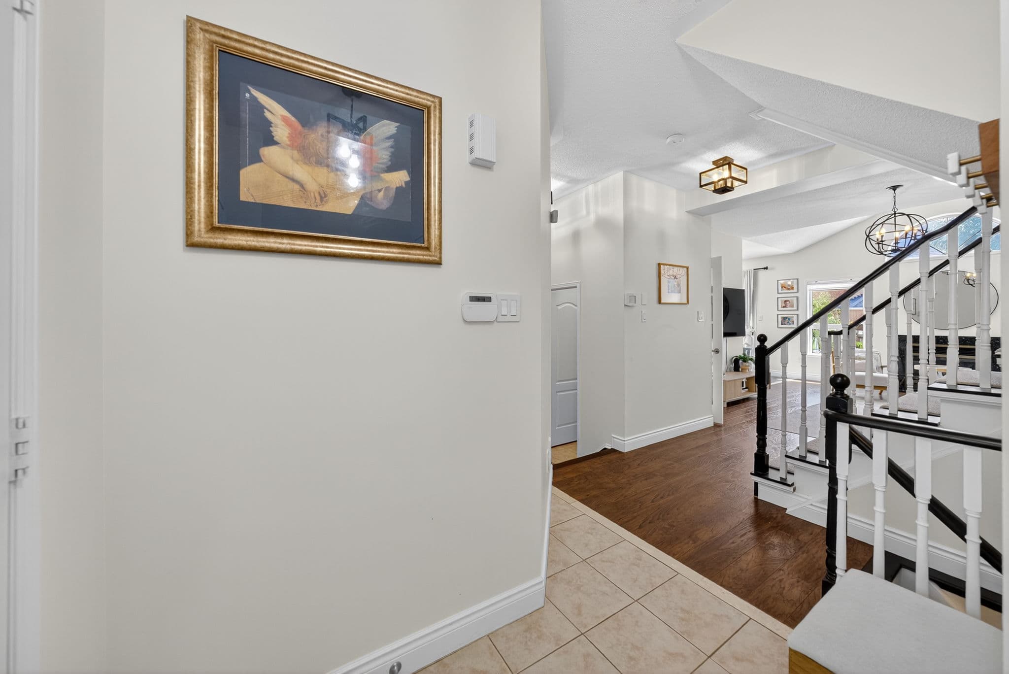 65 Belvia Dr Vaughan, ON L4K 5J6
