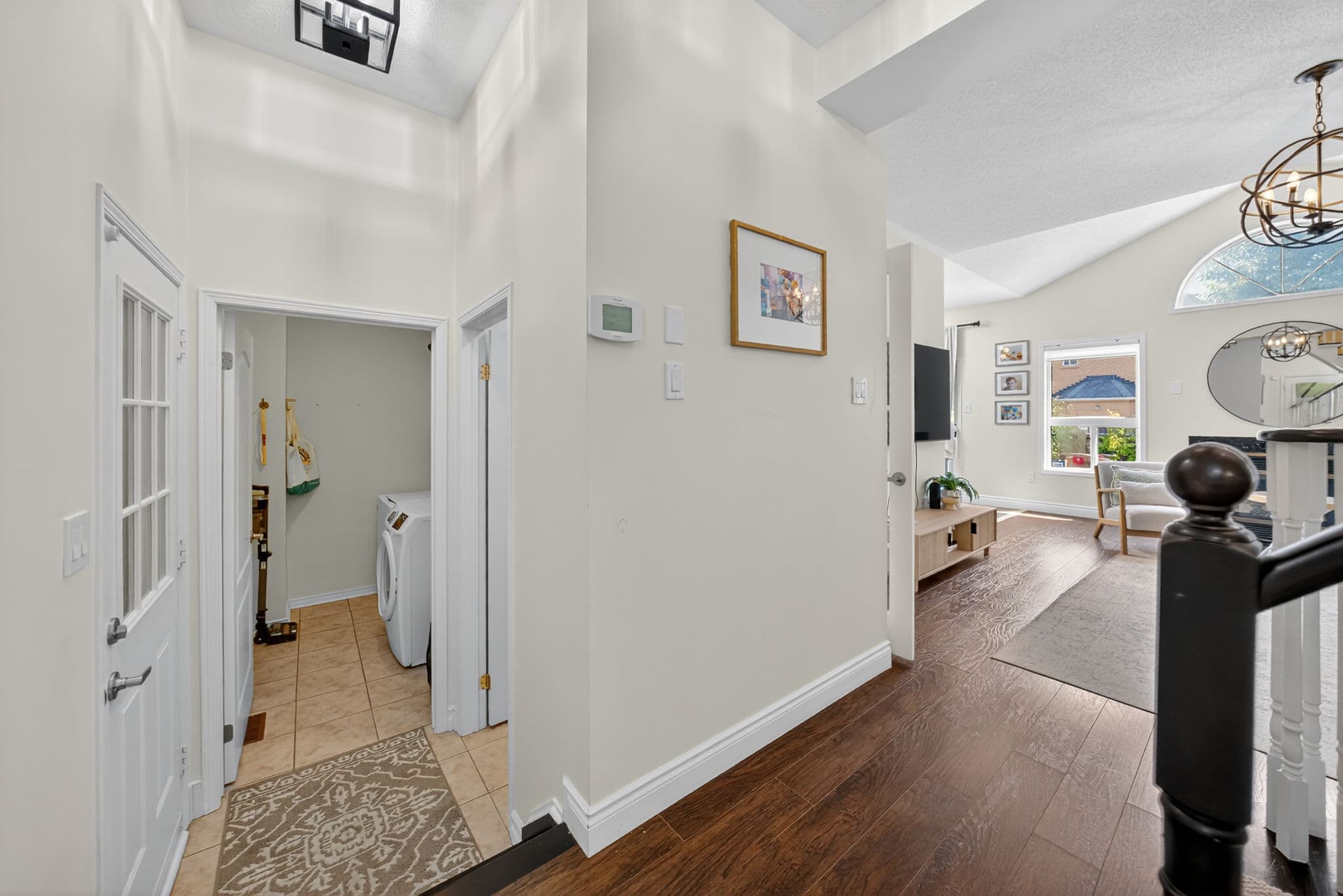 65 Belvia Dr Vaughan, ON L4K 5J6