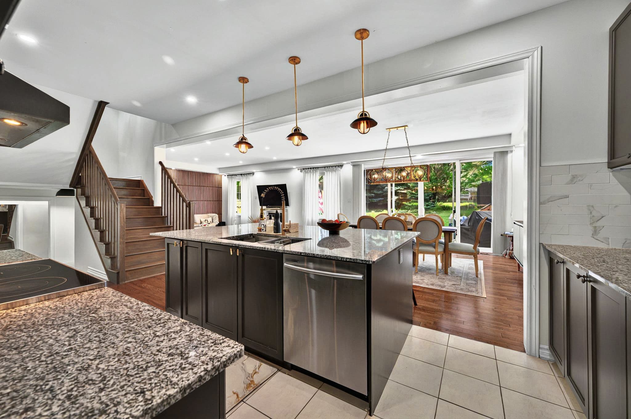 67 Alf Neely Wy Newmarket, ON L3Y 0C6