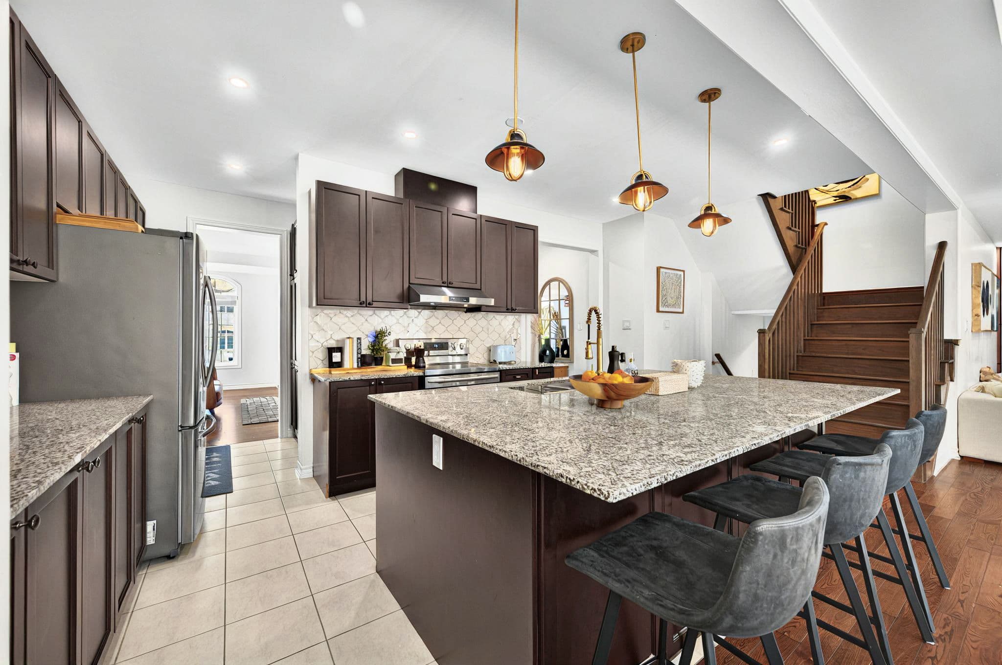 67 Alf Neely Wy Newmarket, ON L3Y 0C6
