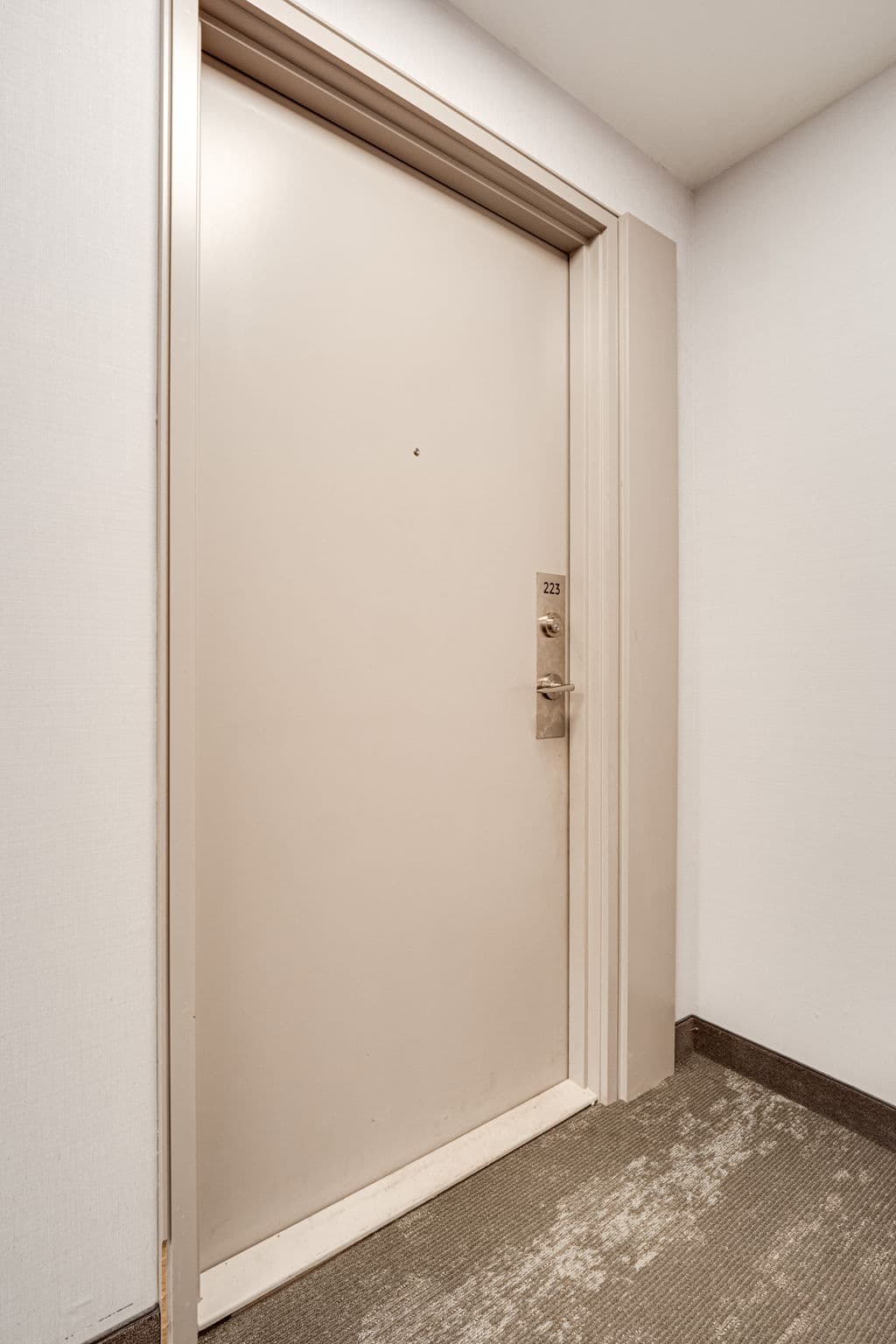 681 Yonge St 223 Barrie, ON L4N 4E8