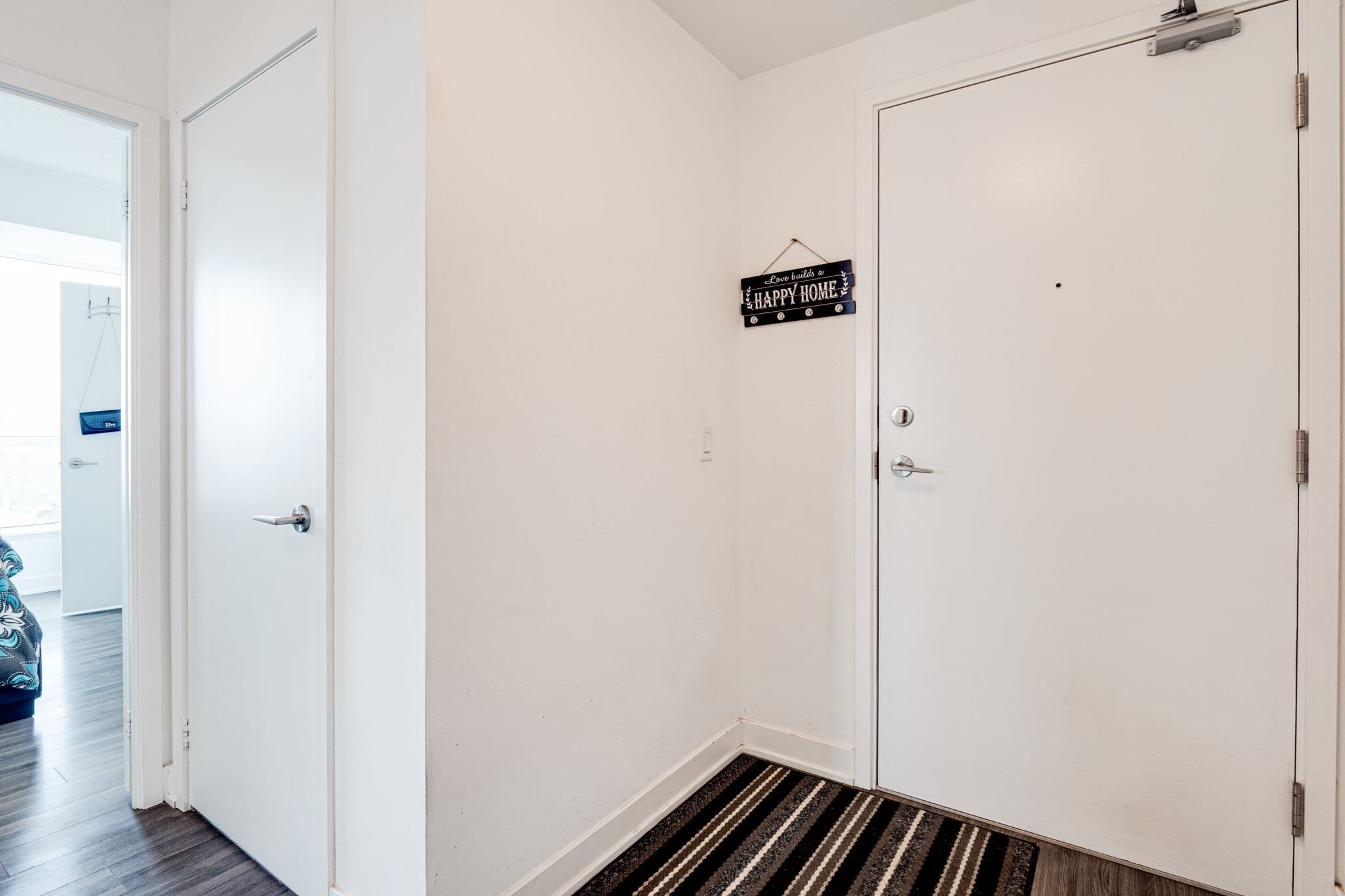 681 Yonge St 223 Barrie, ON L4N 4E8